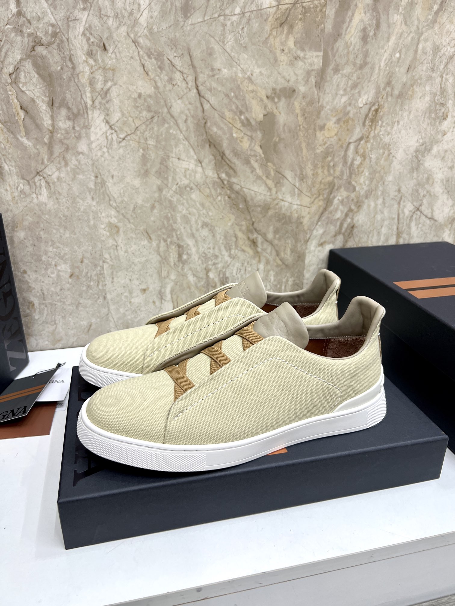 Zegna Triple Stitch Leather Low-Top Sneakers, Lightweight Slip-On Design 3 i1719725438 8581 5