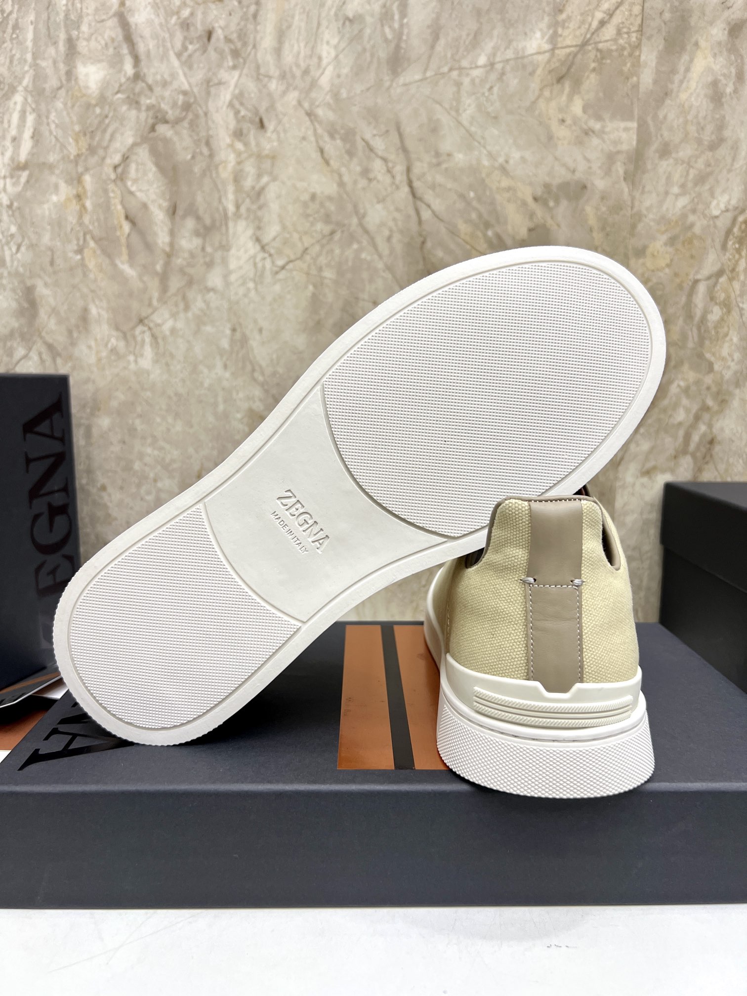 Zegna Triple Stitch Leather Low-Top Sneakers, Lightweight Slip-On Design 9 i1719725438 891 0