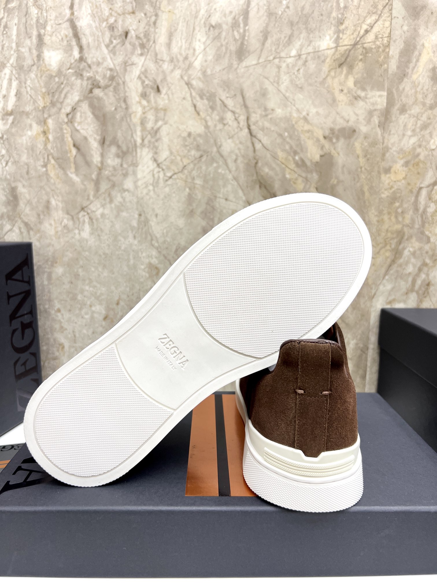 Zegna Triple Stitch™ Low-Top Sneakers: Refined Style for a Fast-Paced Life 9 i1719725623 5993 5