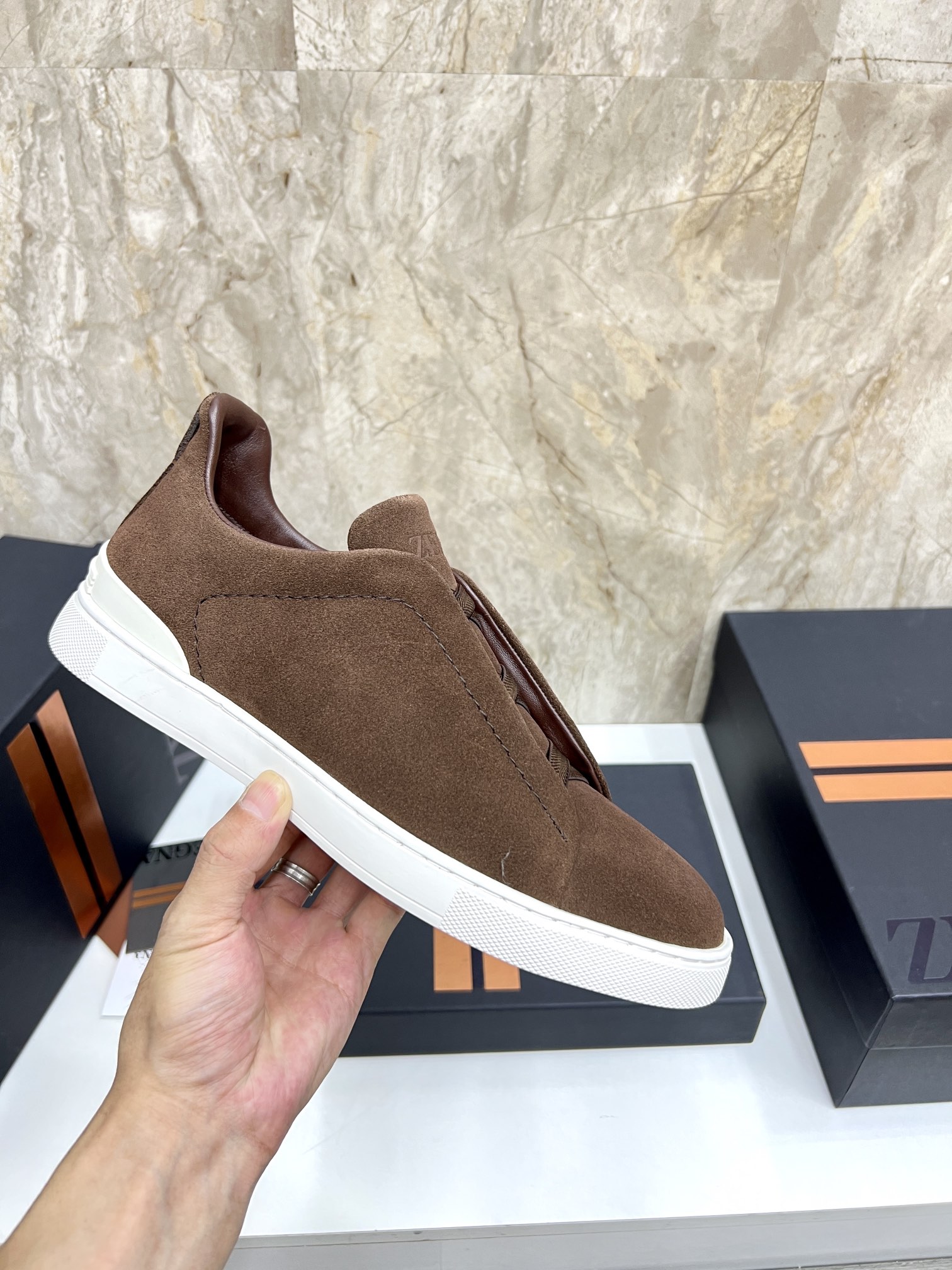 Zegna Triple Stitch™ Low-Top Sneakers: Refined Style for a Fast-Paced Life 7 i1719725624 6924 8