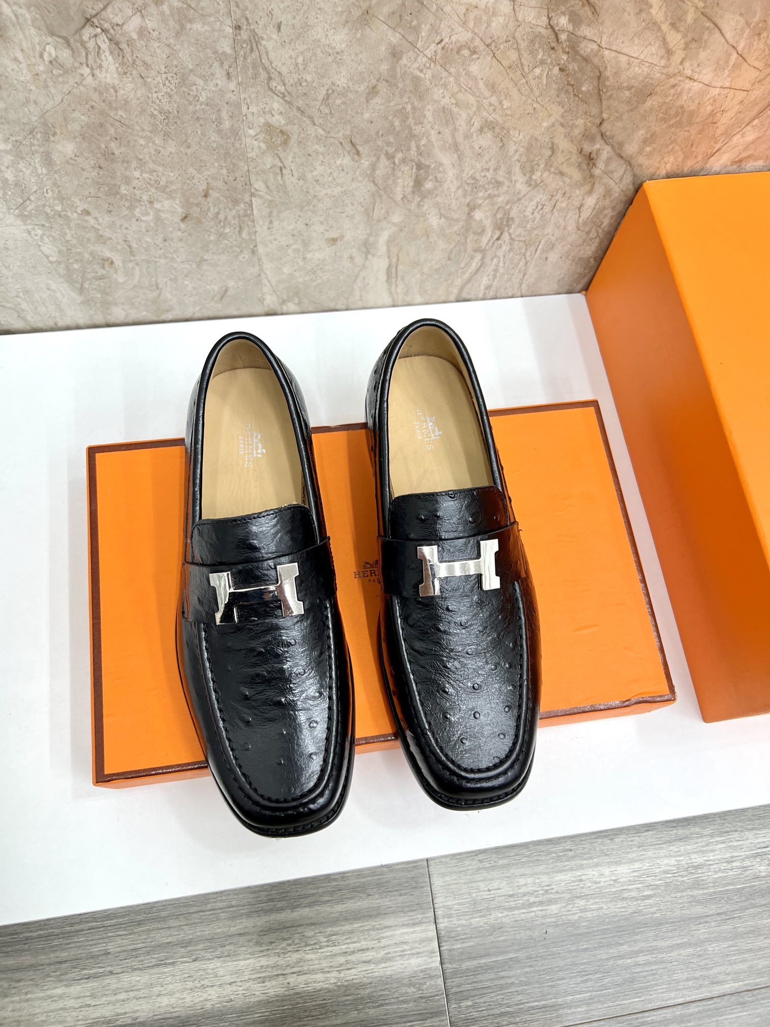 Hermes Shoes Loafers Plain Toe Buy Best High-Quality
 Vintage Gold Cowhide Genuine Leather Rubber