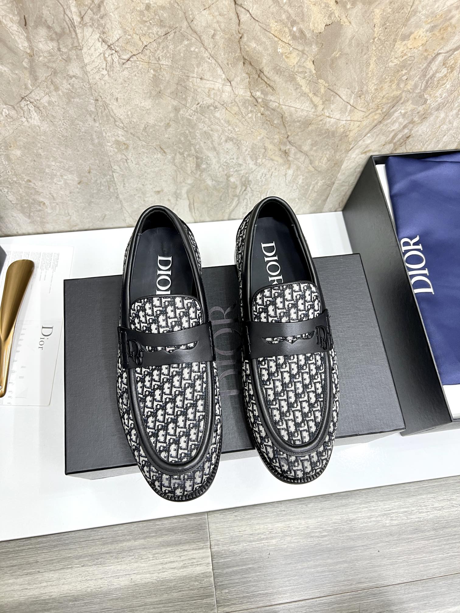 The Best Affordable
 Dior Loafers Plain Toe Single Layer Shoes Beige Black Printing Calfskin Cowhide Genuine Leather Oblique Low Tops