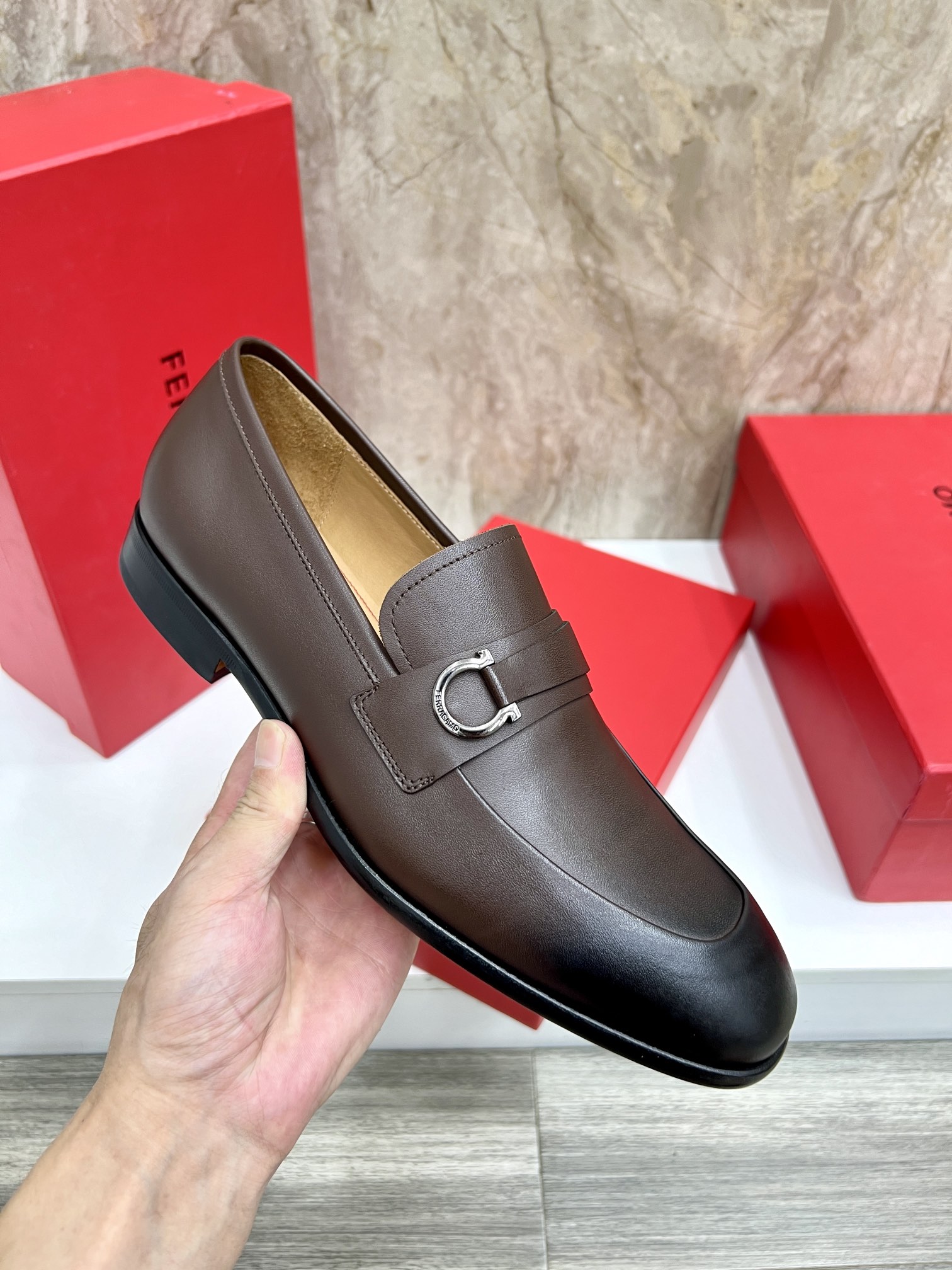 Salvatore Ferragamo Men's Leather Loafers - Elegant Buckle Detail, Formal Shoes 8 i1726951459 2823 5