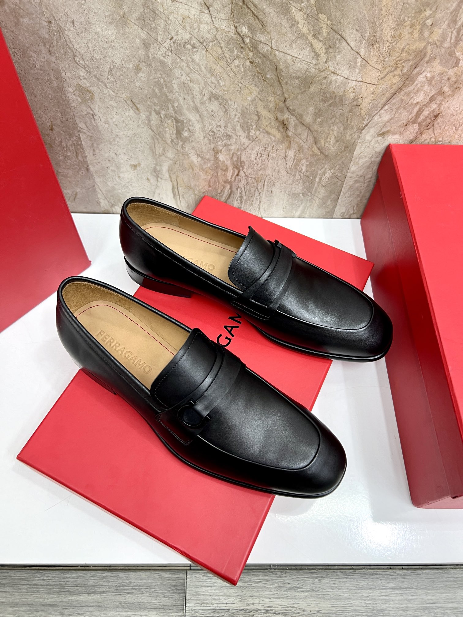 Salvatore Ferragamo Men's Leather Loafers with Buckle Detail,Black 5 i1726951474 6069 4