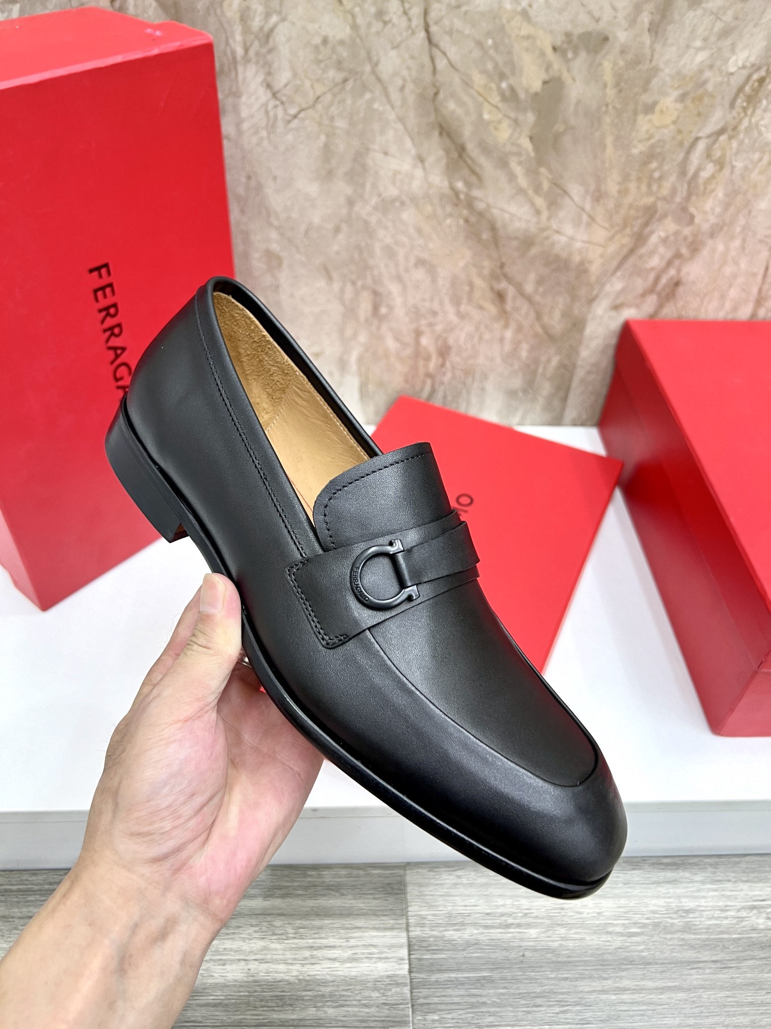Salvatore Ferragamo Men's Leather Loafers with Buckle Detail,Black 8 i1726951474 7026 3