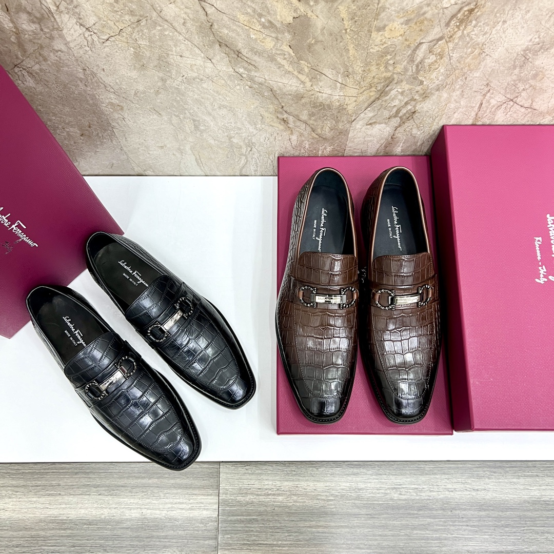 SF Men's Leather Loafers with Gancini Buckle - Stylish & Comfortable 10 i1727294080 708 1
