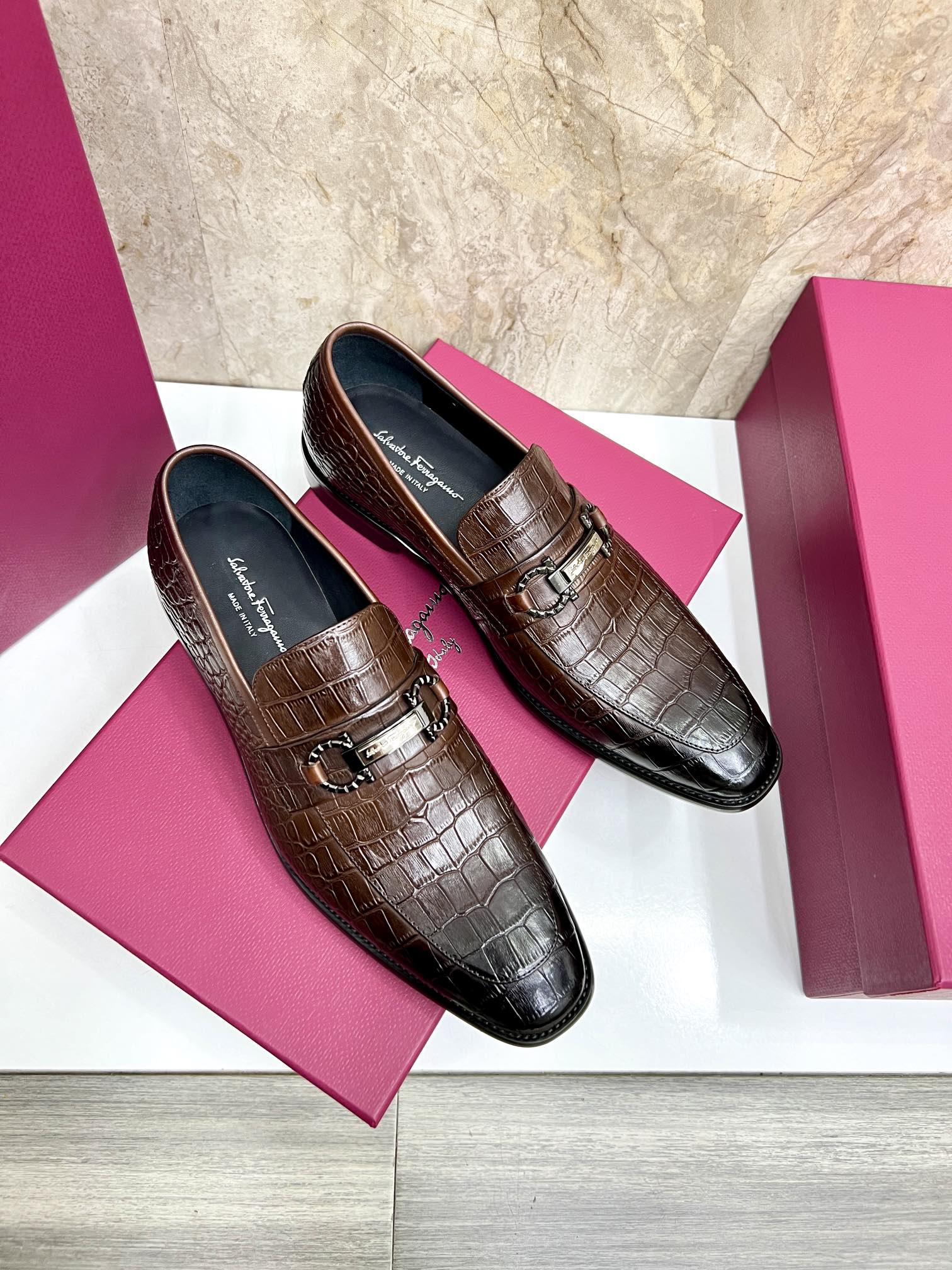 Salvatore Ferragamo Men's Brown Leather Loafers with Gancini Ornament 5 i1727294093 1554 5