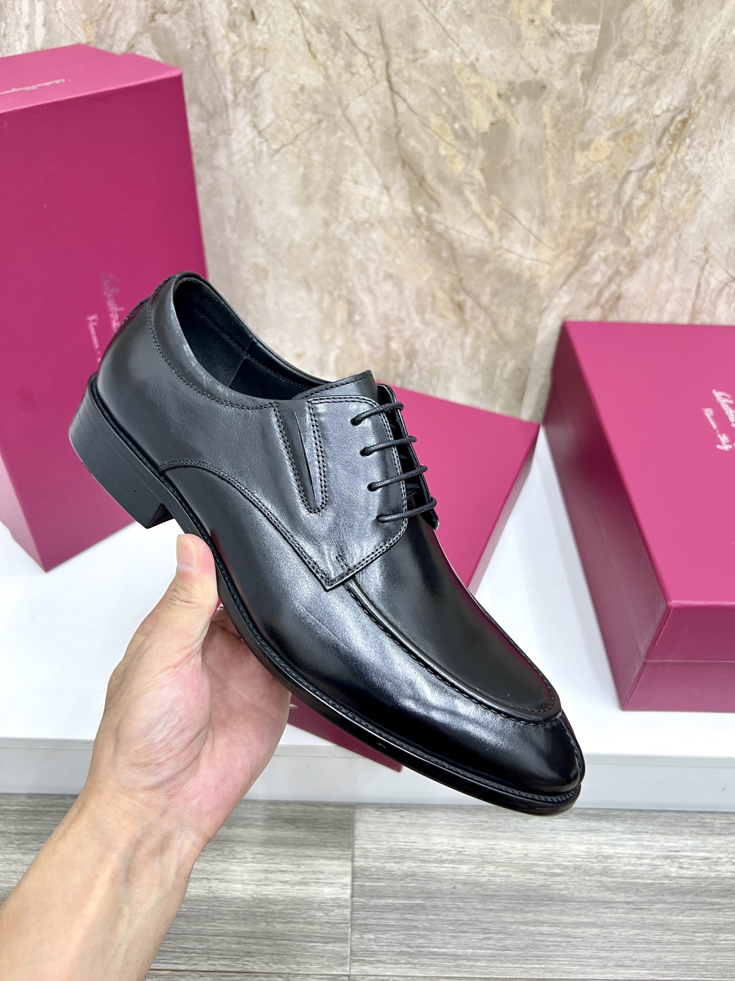 Salvatore Ferragamo Men's Leather Oxford Dress Shoes, Handmade in Italy 8 i1727294116 661 2