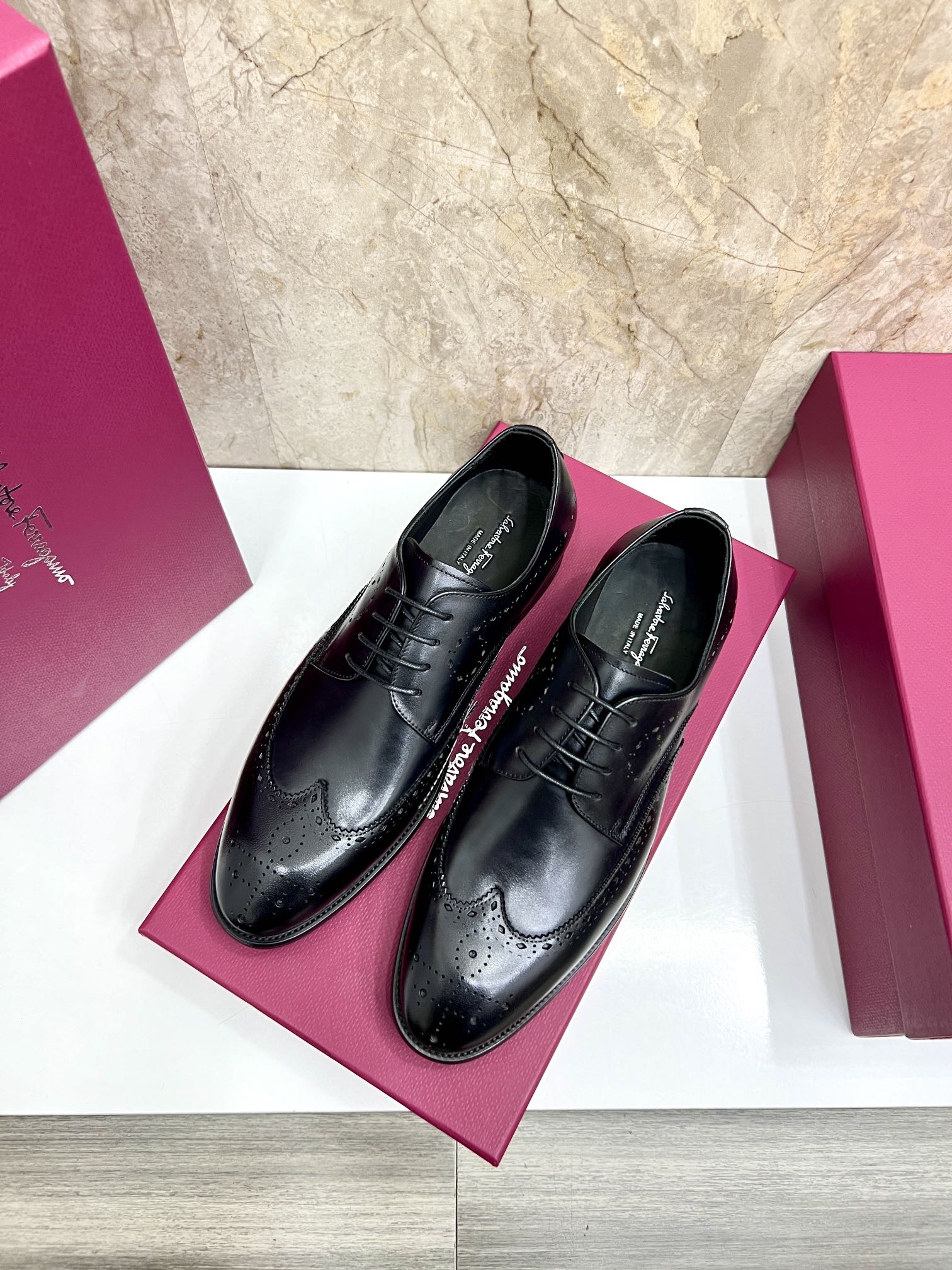 Salvatore Ferragamo Men's Black Leather Lace-Up Oxford Dress Shoes 4 i1727294183 145 8