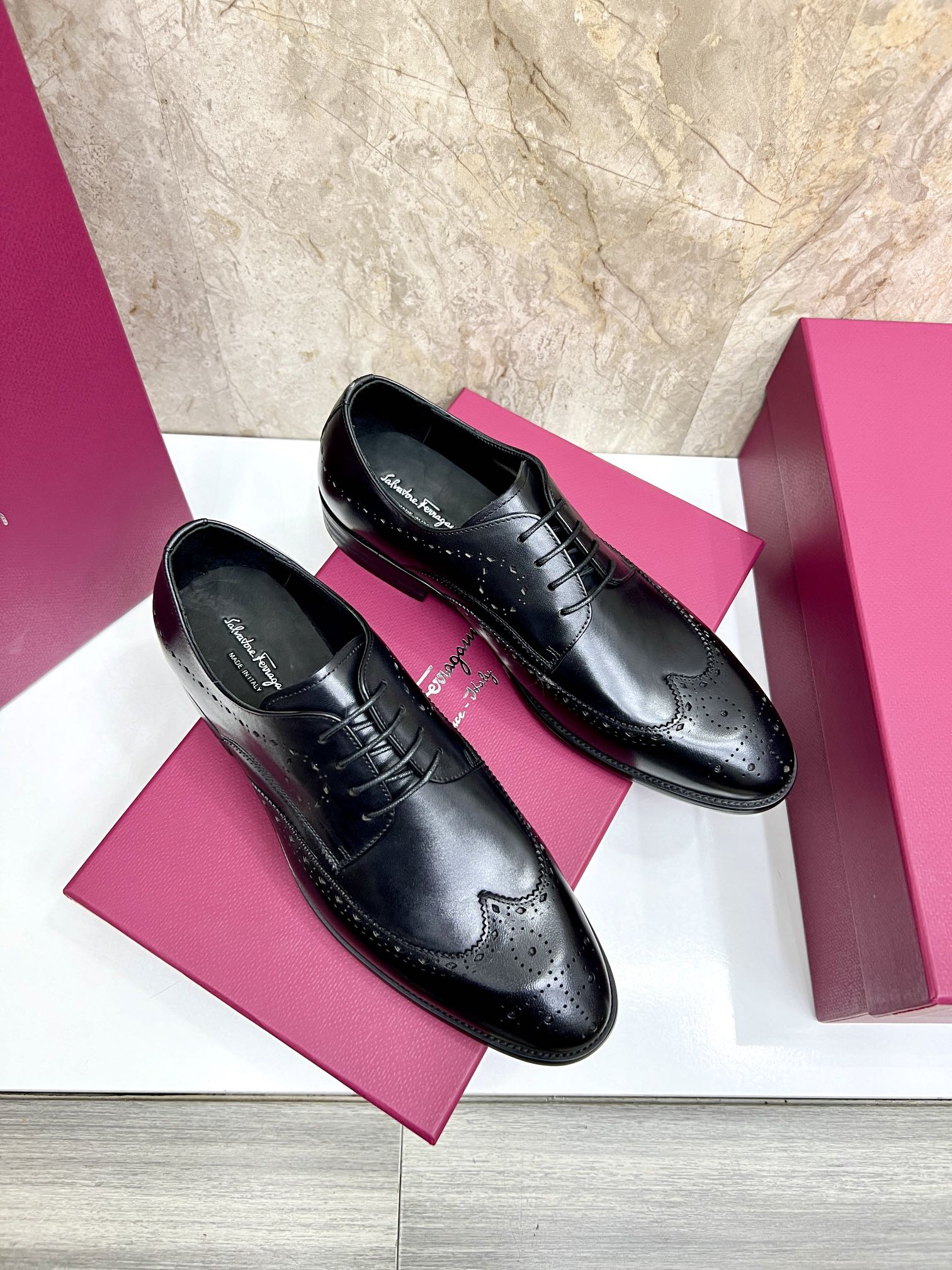 Salvatore Ferragamo Men's Black Leather Lace-Up Oxford Dress Shoes 5 i1727294183 1990 0