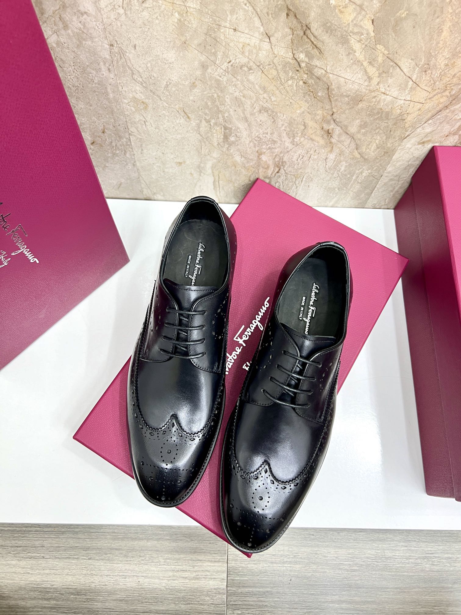 Salvatore Ferragamo Men's Black Leather Lace-Up Oxford Dress Shoes 6 i1727294183 4372 1