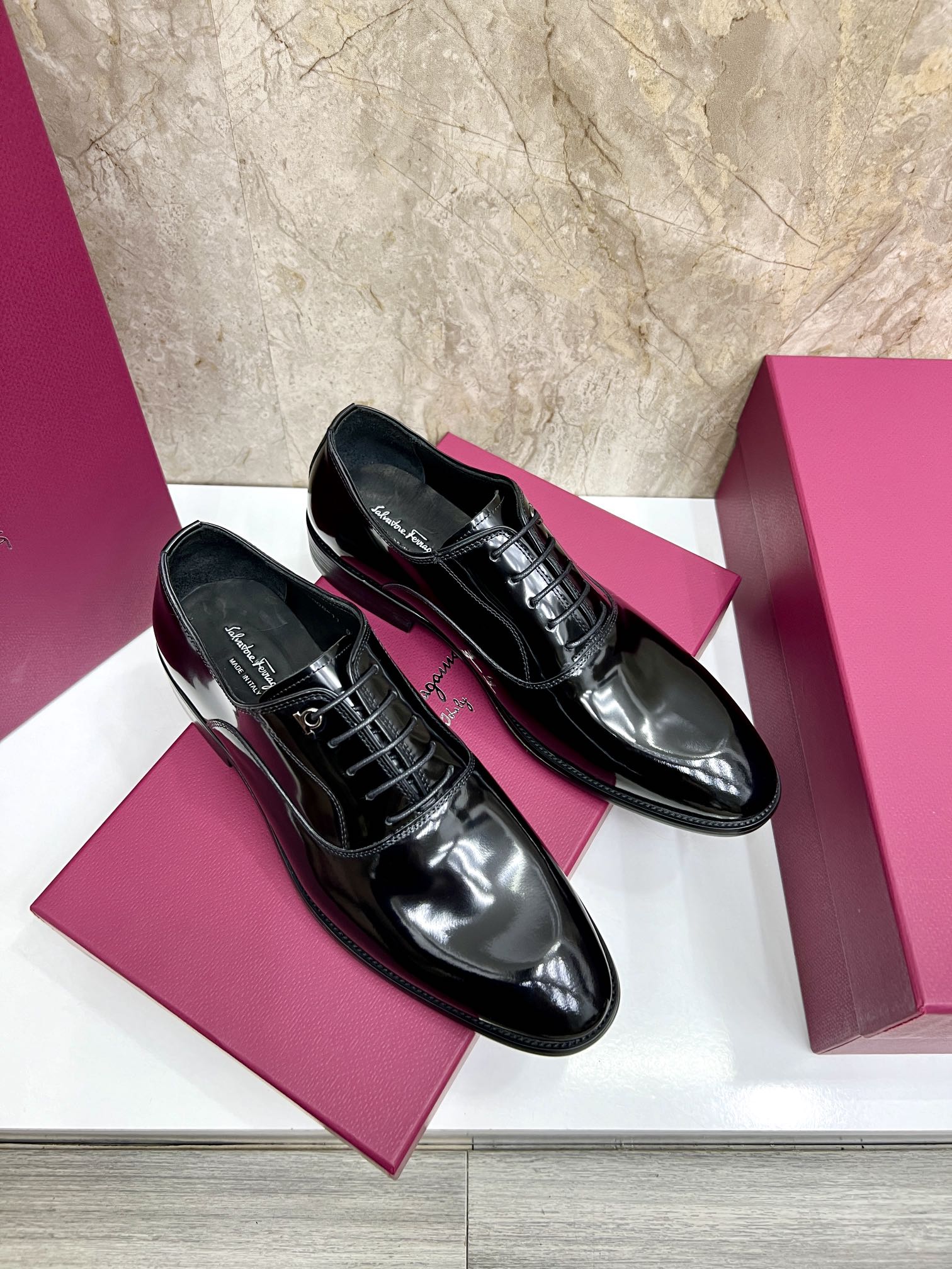 Salvatore Ferragamo Men's Leather Oxford Dress Shoes - Black, Size 38-44 5 i1727294258 7301 5