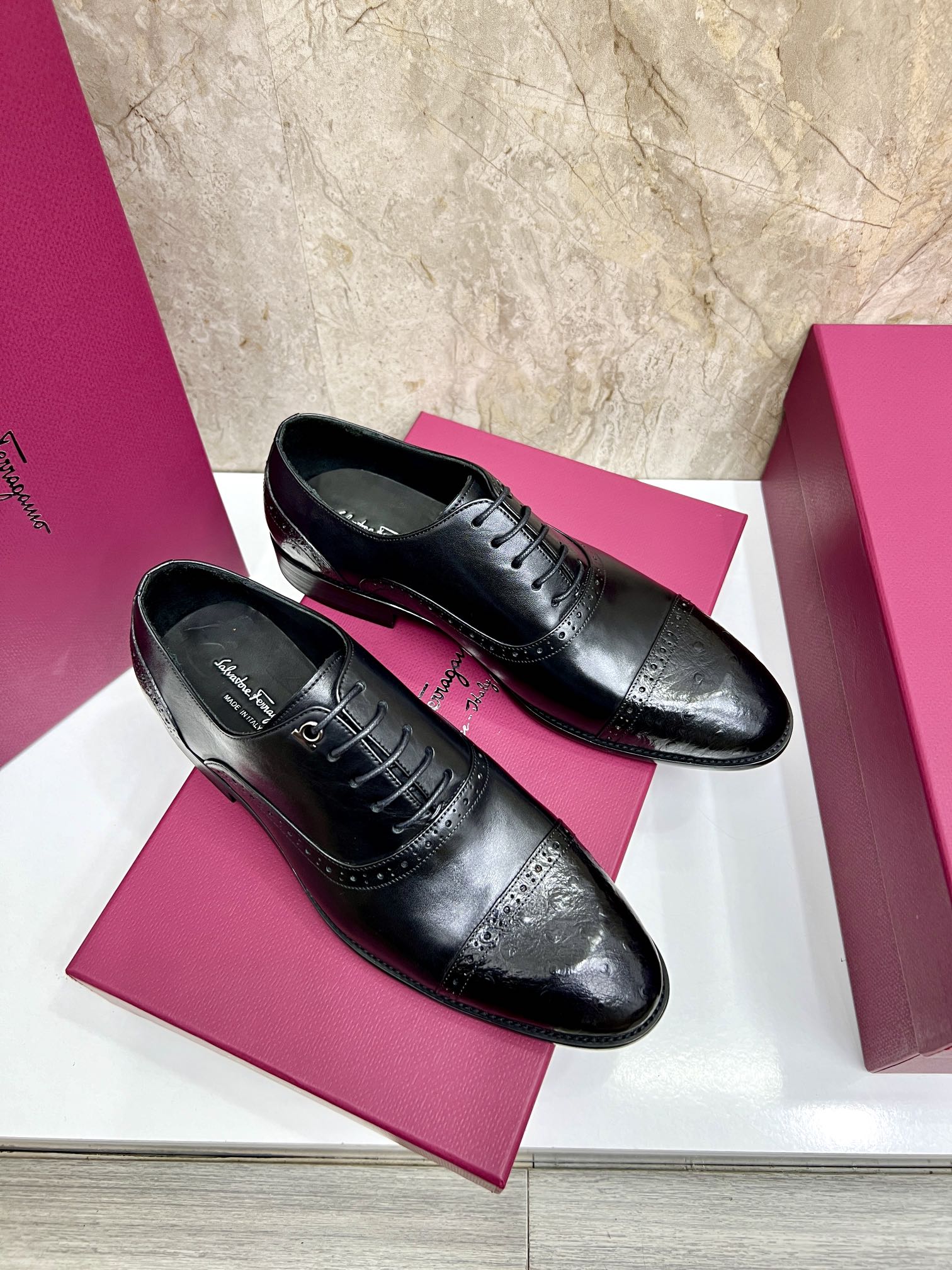 Salvatore Ferragamo Men's Black Leather Oxford Dress Shoes, Sizes 38-44 5 i1727294333 3974 8