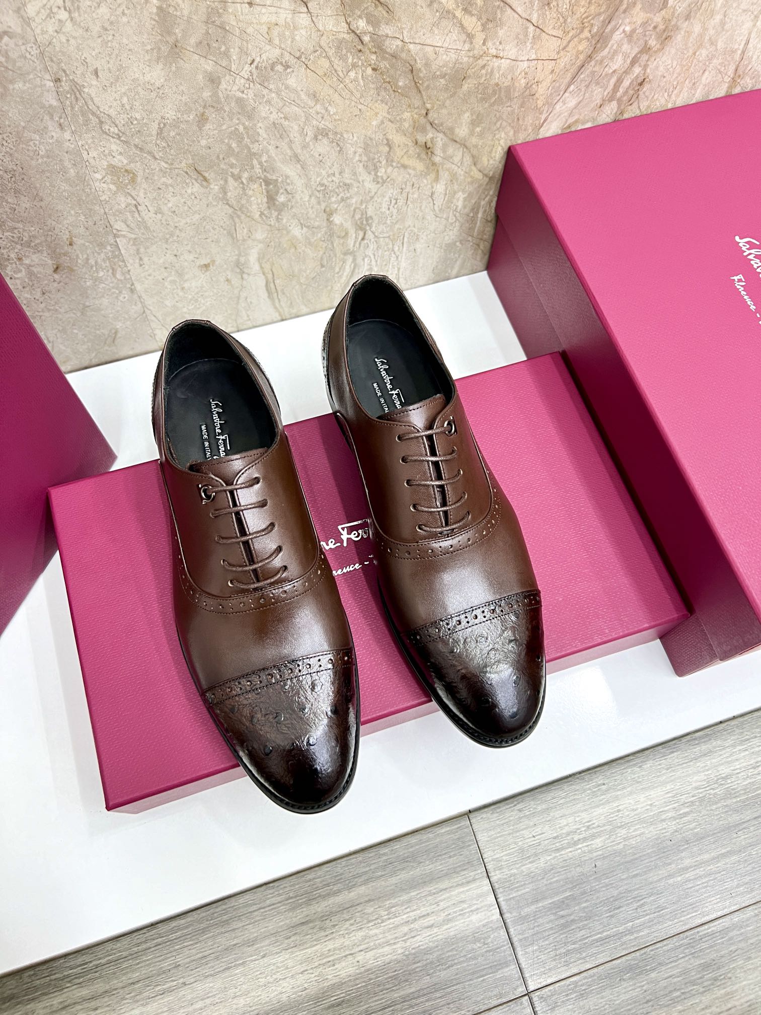 Salvatore Ferragamo Men's Brown Leather Lace-Up Oxford Dress Shoes 2 i1727294346 9921 8