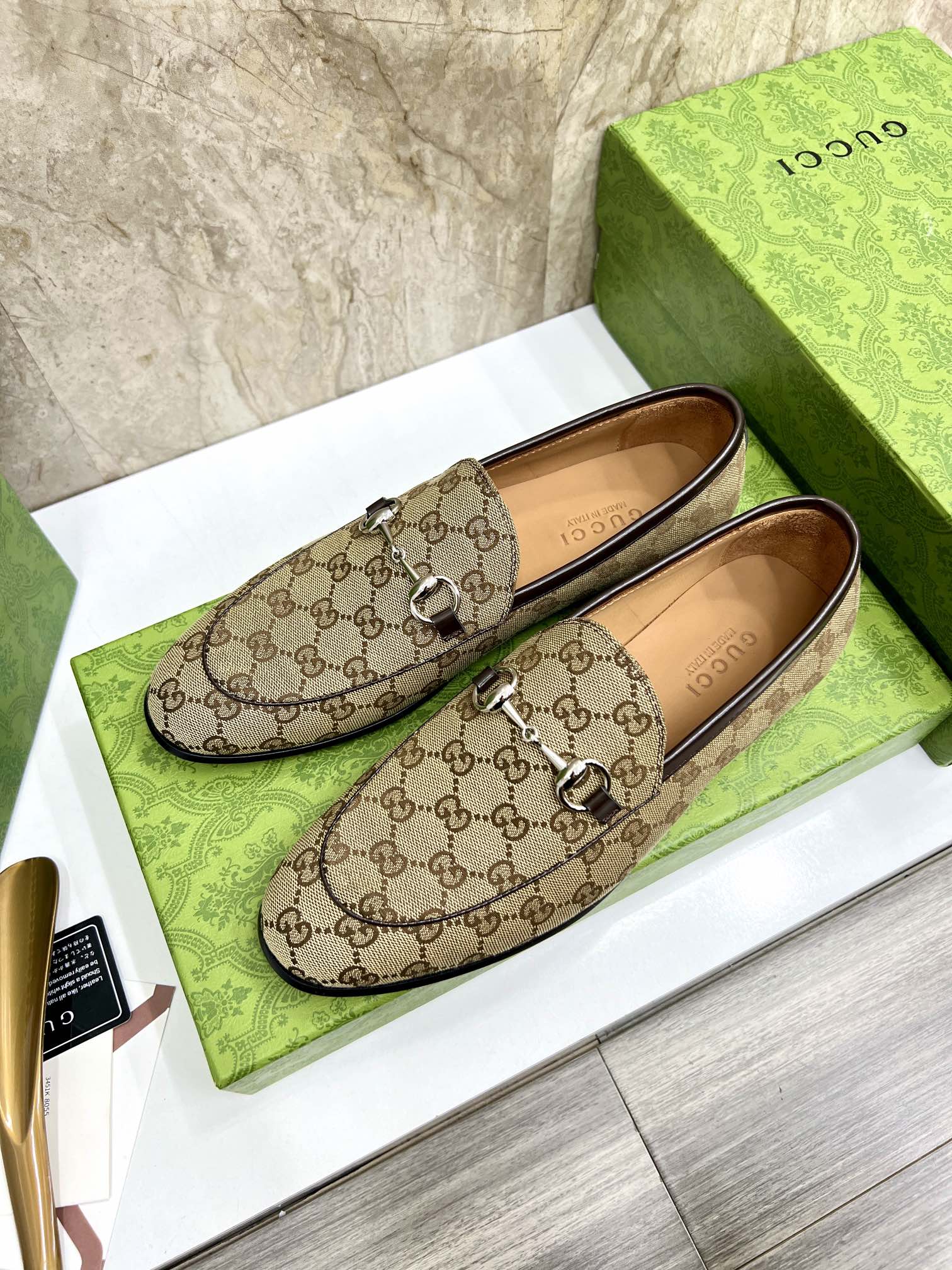 Gucci Men's G Metal Buckle Loafers - Iconic Design & Supreme Comfort 3 i1731904886 1744 2