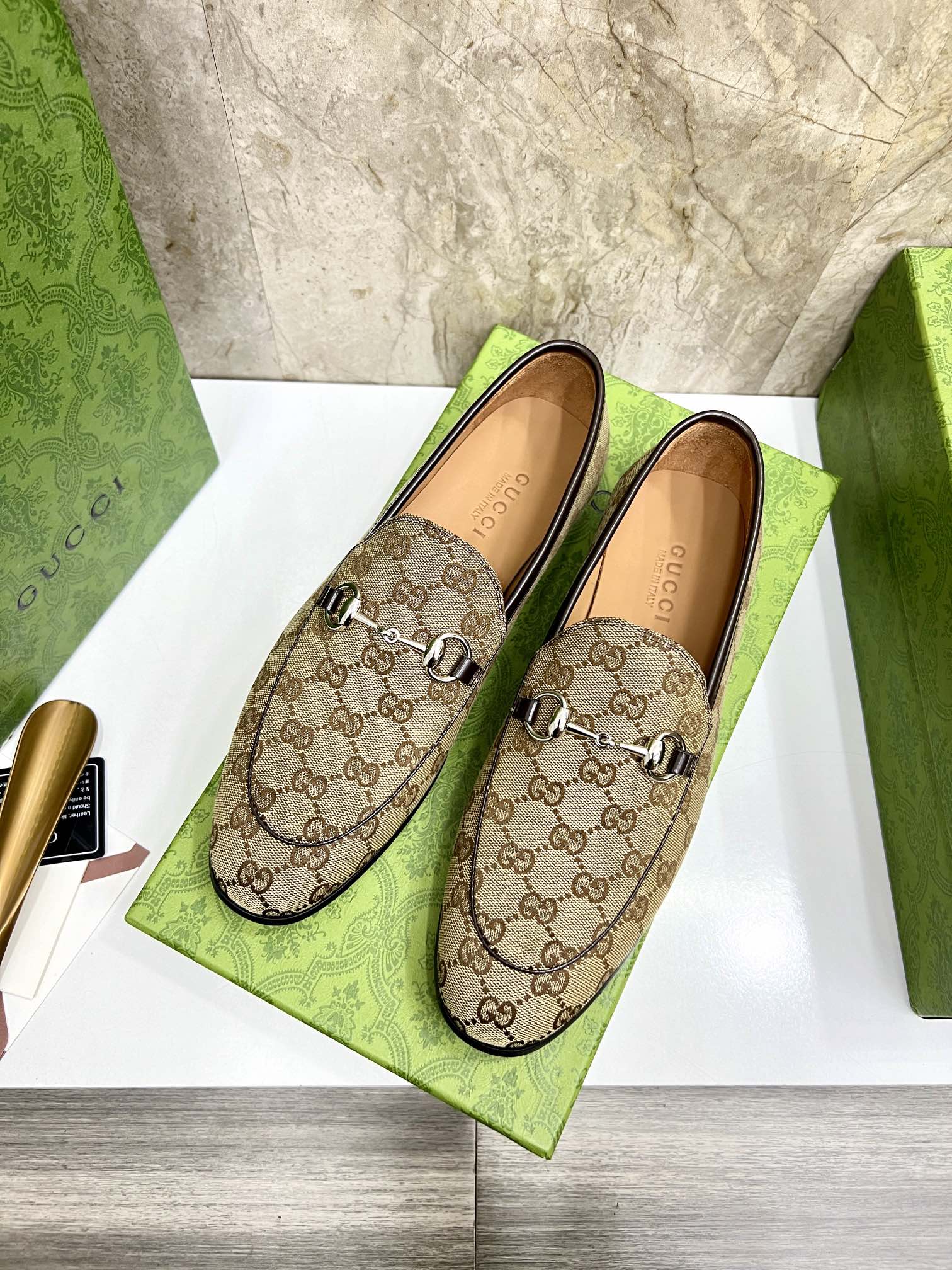 Gucci Men's G Metal Buckle Loafers - Iconic Design & Supreme Comfort 4 i1731904886 8553 4