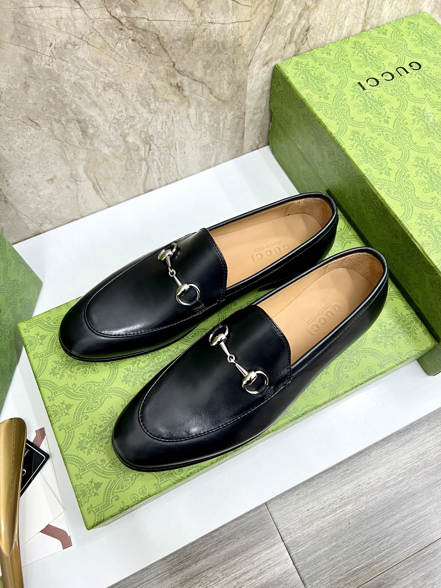 Gucci Men's Black Leather Loafers with Horsebit Detail - Size 39-44 3 i1731904900 2056 8