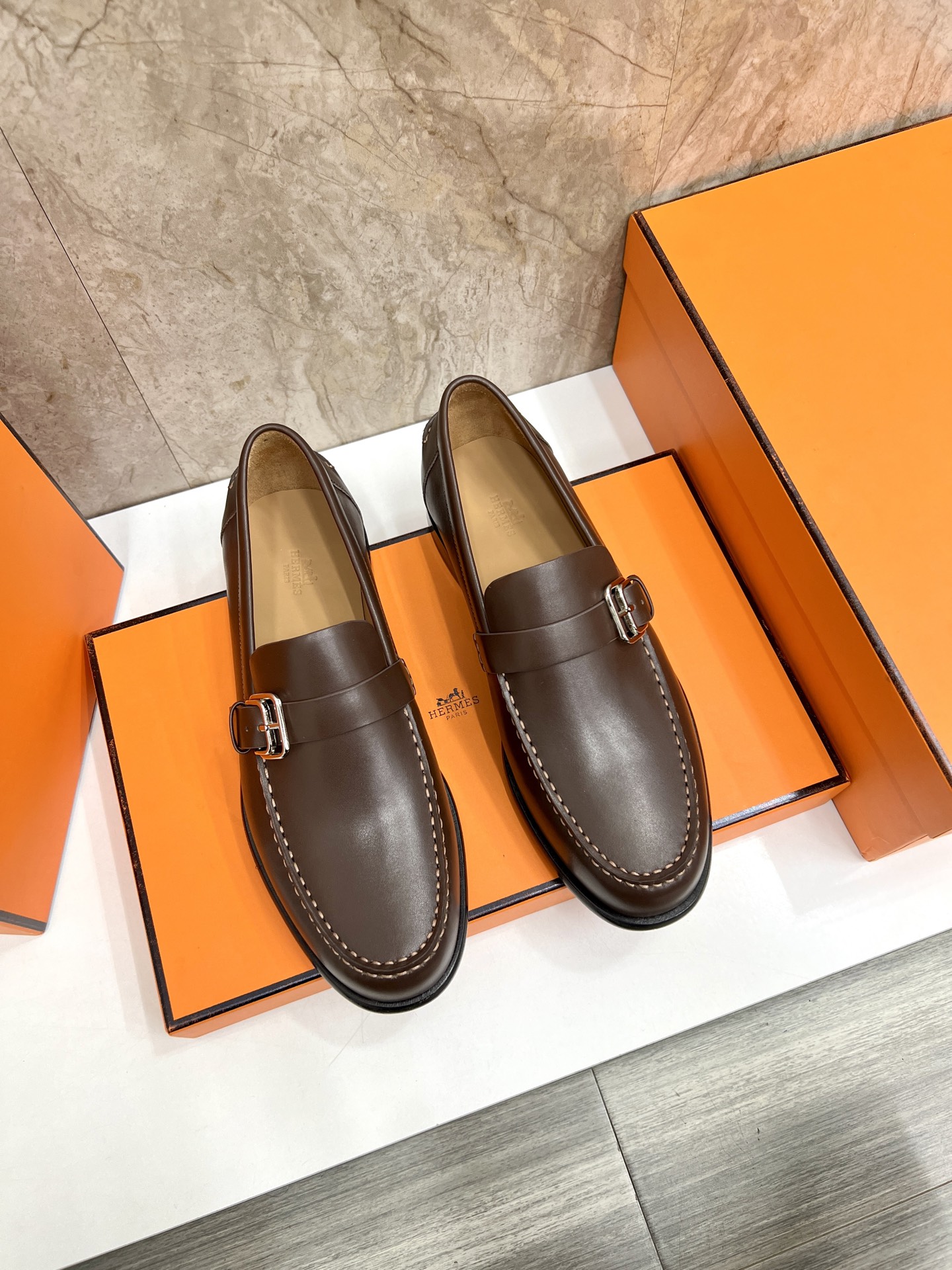 Hermès Giovanni Leather Loafers with Palladium Buckle - Classic Elegance 2 i1742294566064 3253 0 0