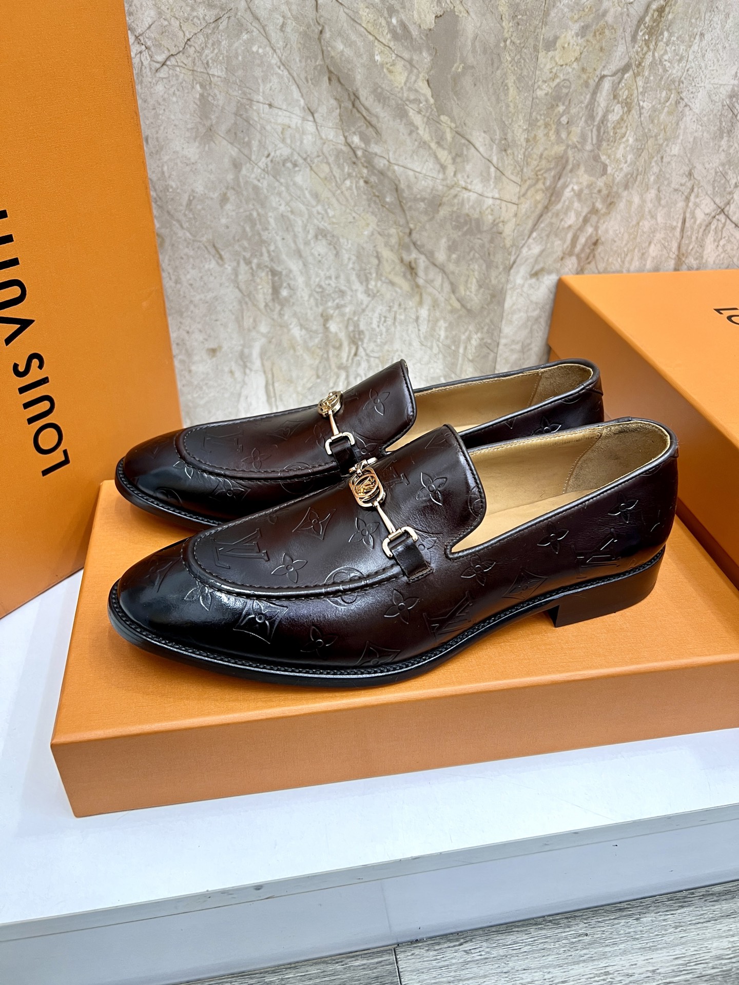 Louis Vuitton Vendome Flex Loafer in Black Leather with Monogram Detail 3 i1742487962140 4378 0 1