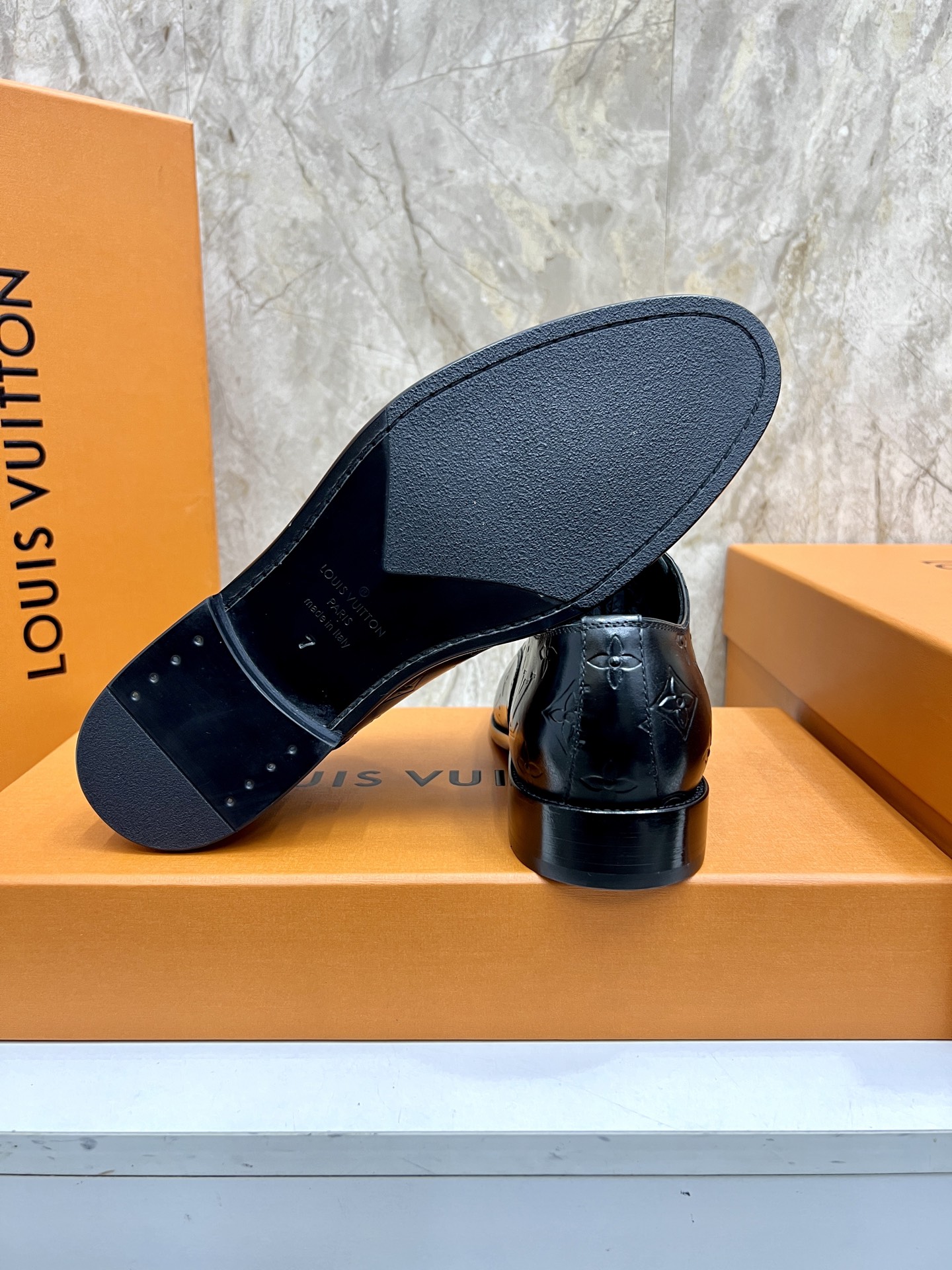 Louis Vuitton Vendome Flex Leather Oxford Shoes for Men, Monogram Detail 9 i1742488123324 1952 0 7