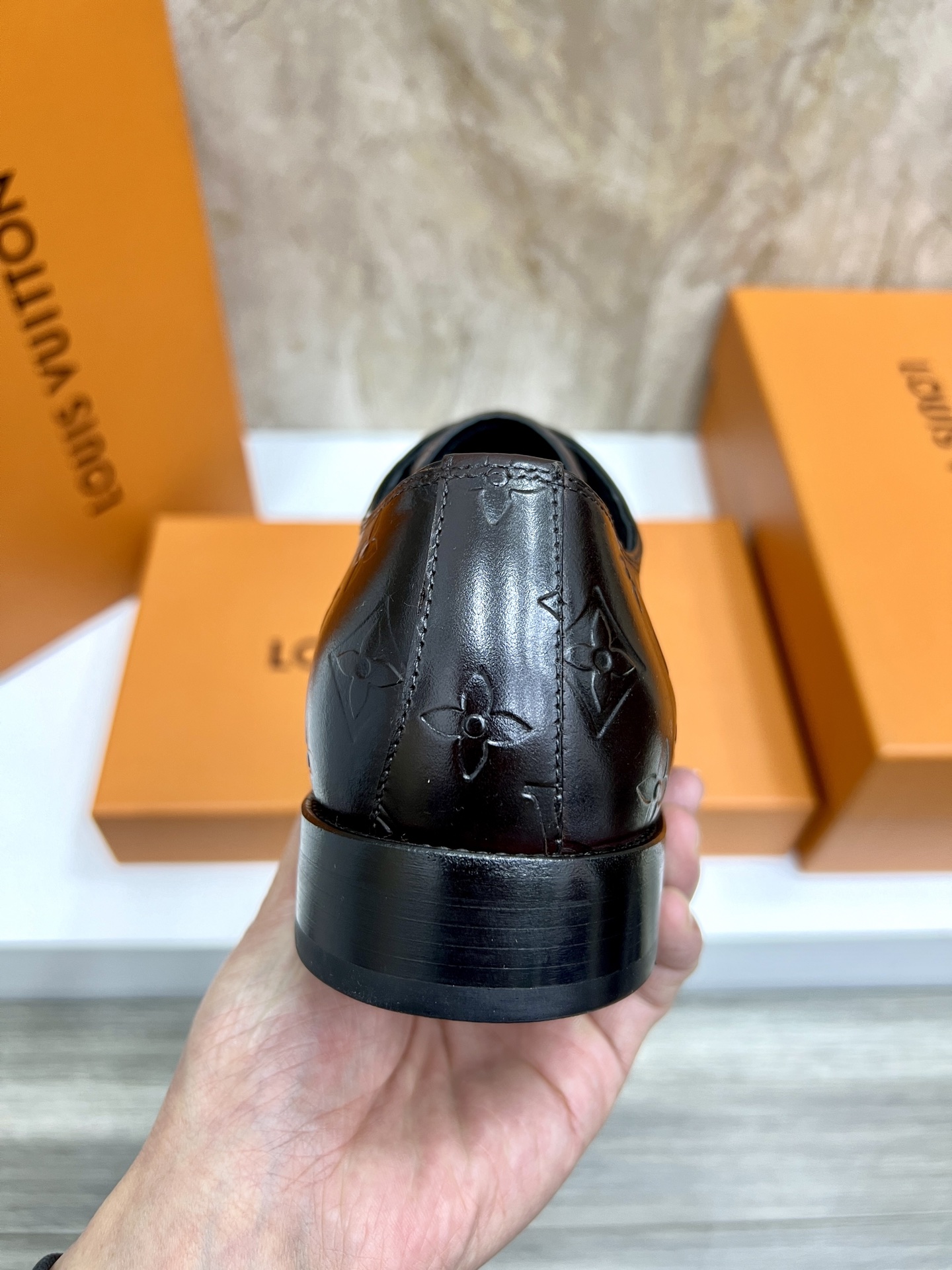 Louis Vuitton Vendome Flex Leather Oxford Dress Shoes - Monogram Detail 9 i1742488139114 6313 0 7