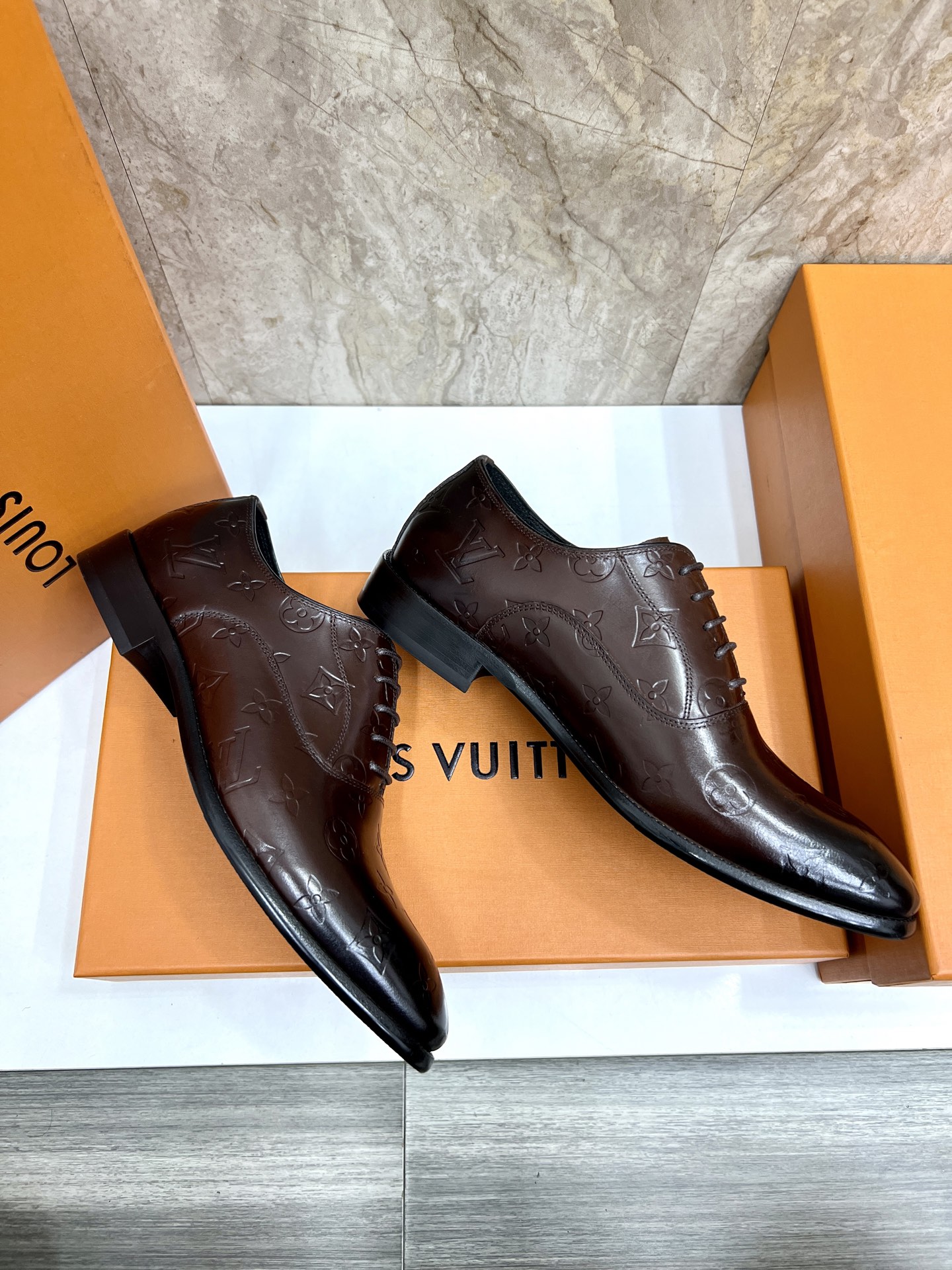 Louis Vuitton Vendome Flex Leather Oxford Dress Shoes - Monogram Detail 5 i1742488142282 694 0 3