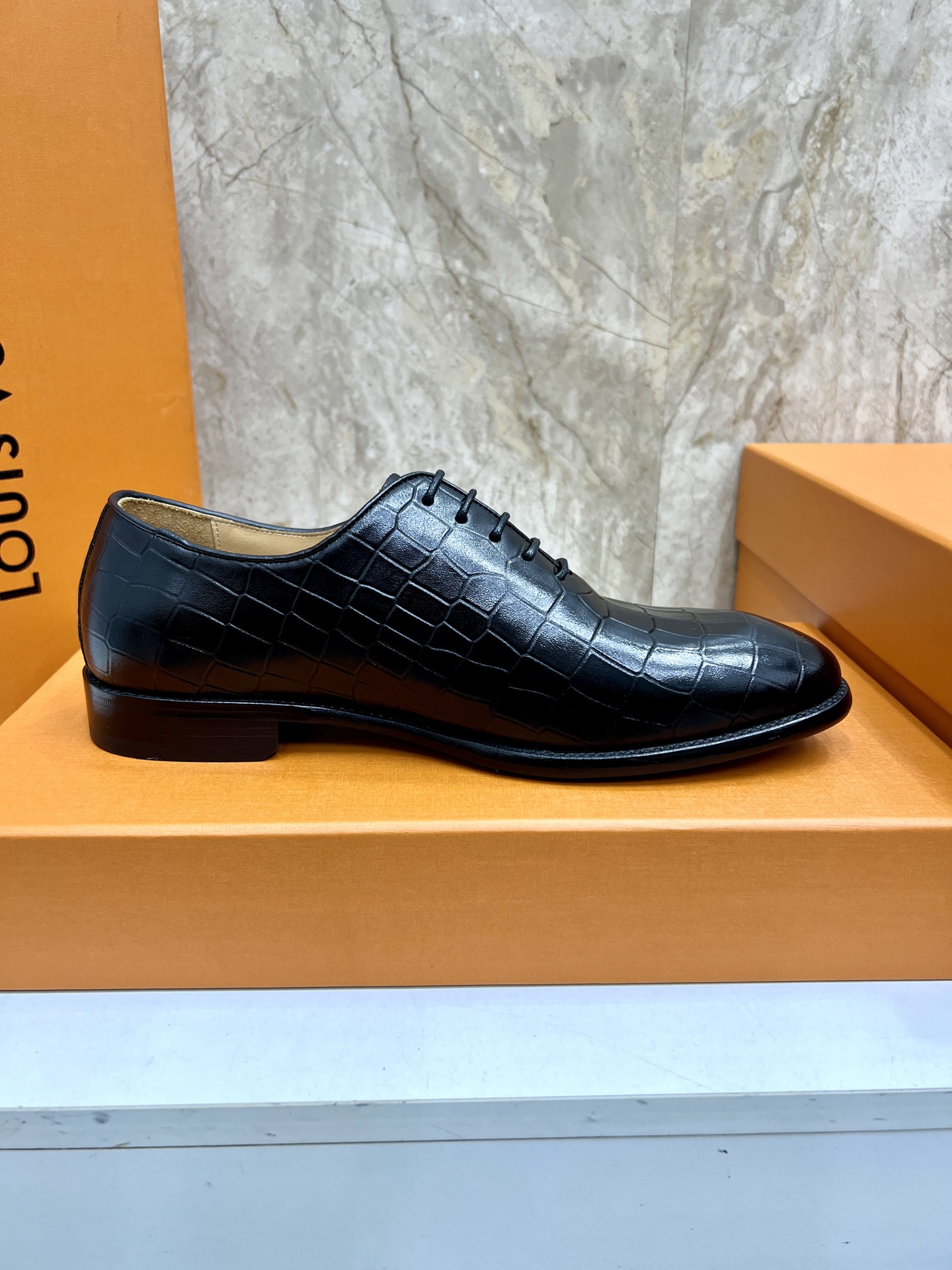 Louis Vuitton Men's Vendome Flex Loafers in Imported Calfskin Leather 7 i1742488174450 384 0 5