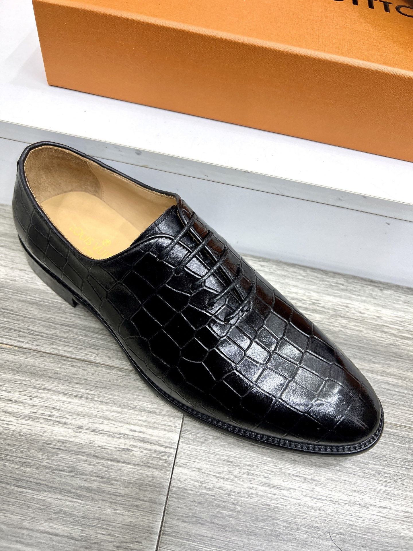 Louis Vuitton Men's Vendome Flex Loafers in Imported Calfskin Leather 6 i1742488174483 5066 0 4