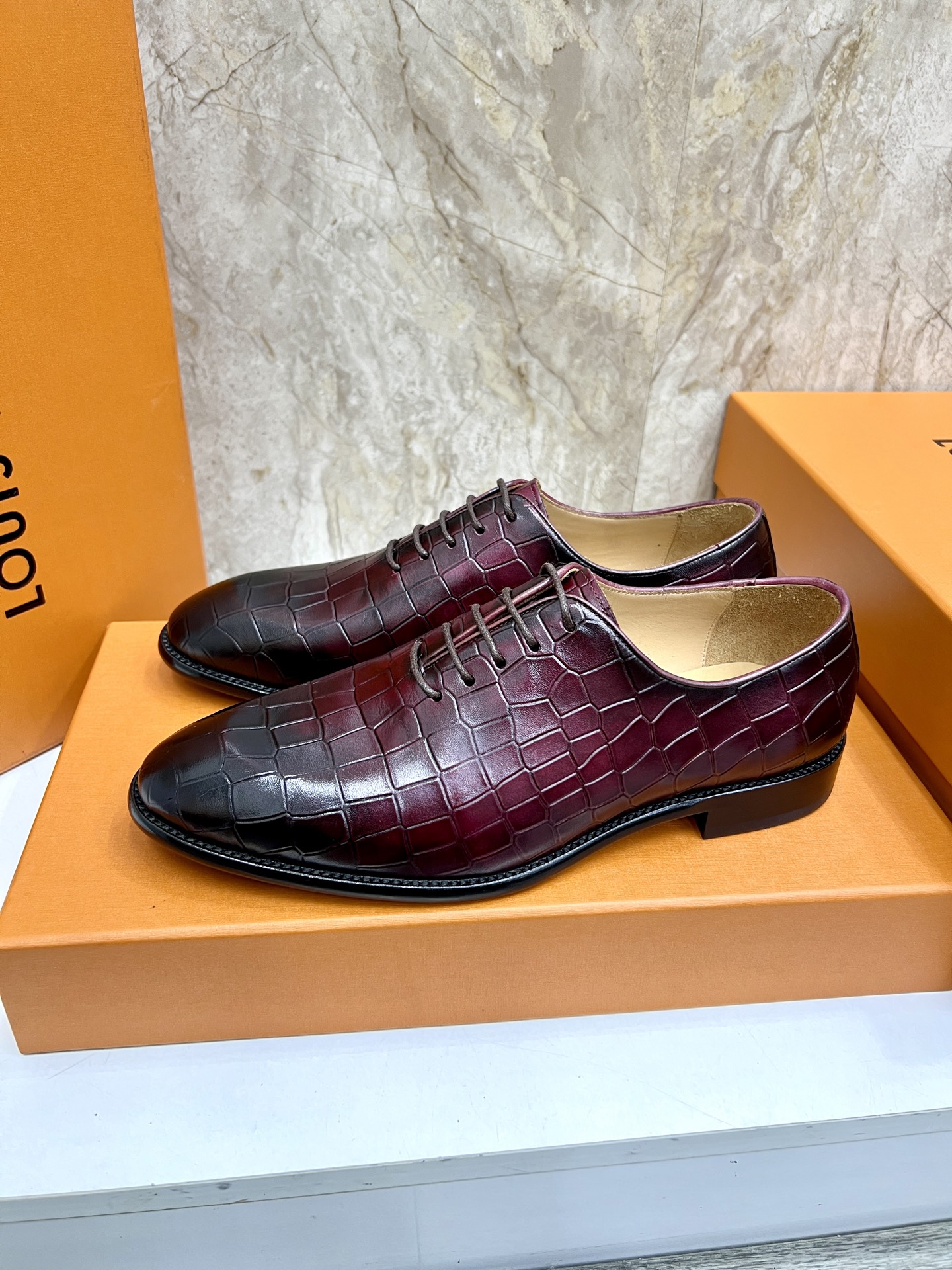 Louis Vuitton Vendome Flex Loafers in Leather with Monogram Detail 3 i1742488205366 5324 0 1