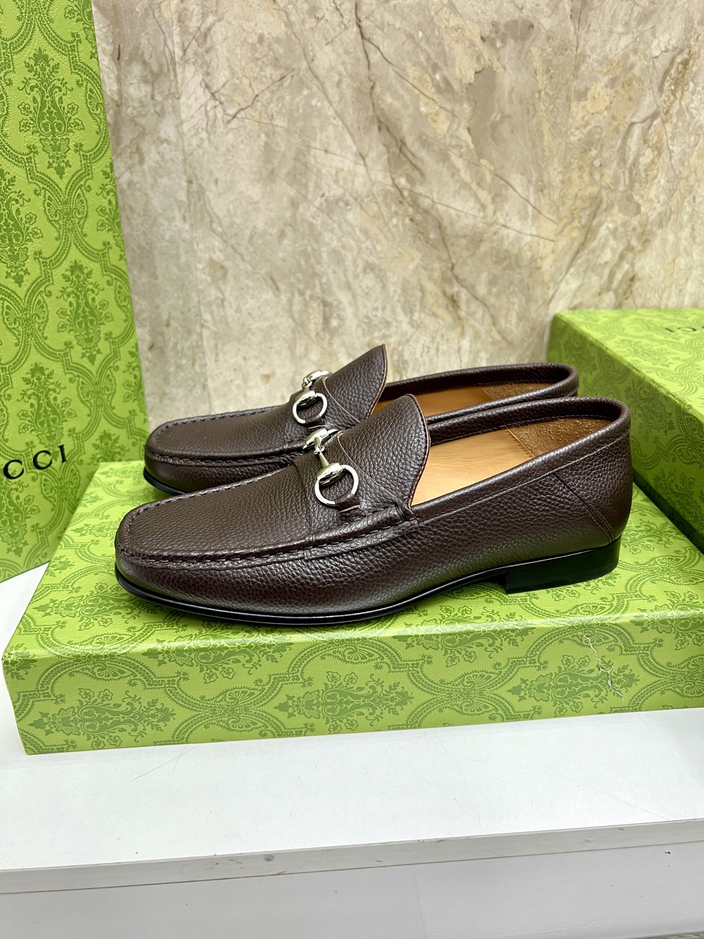 Gucci Men's Brown Leather Loafers with Chain G Buckle - Classic Style 3 i1744426887073 9156 0 1