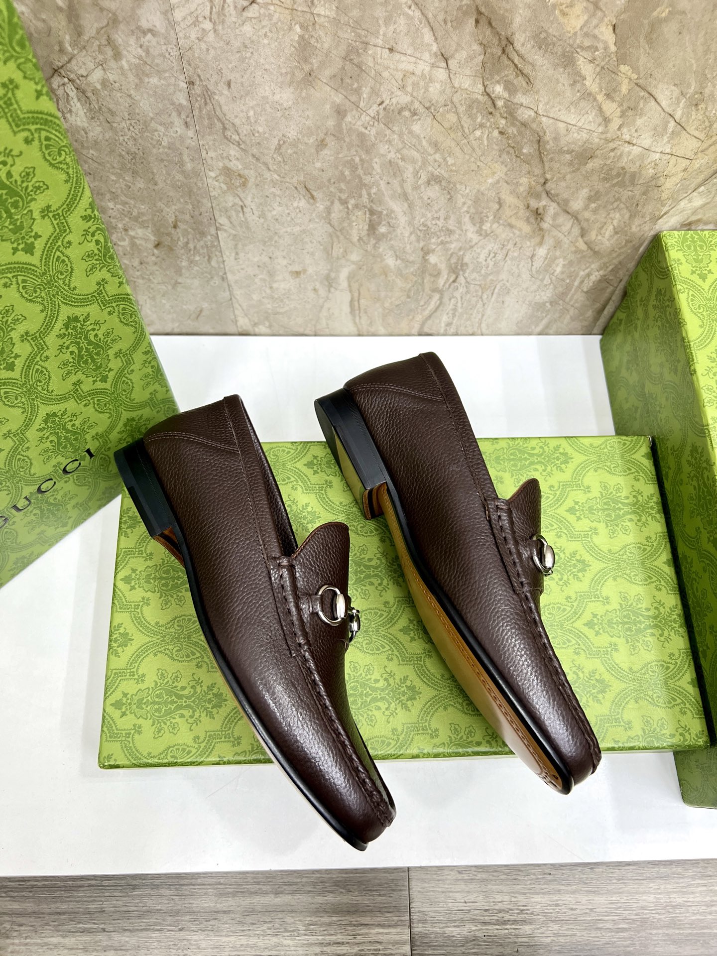 Gucci Men's Brown Leather Loafers with Chain G Buckle - Classic Style 5 i1744426887866 7839 0 3