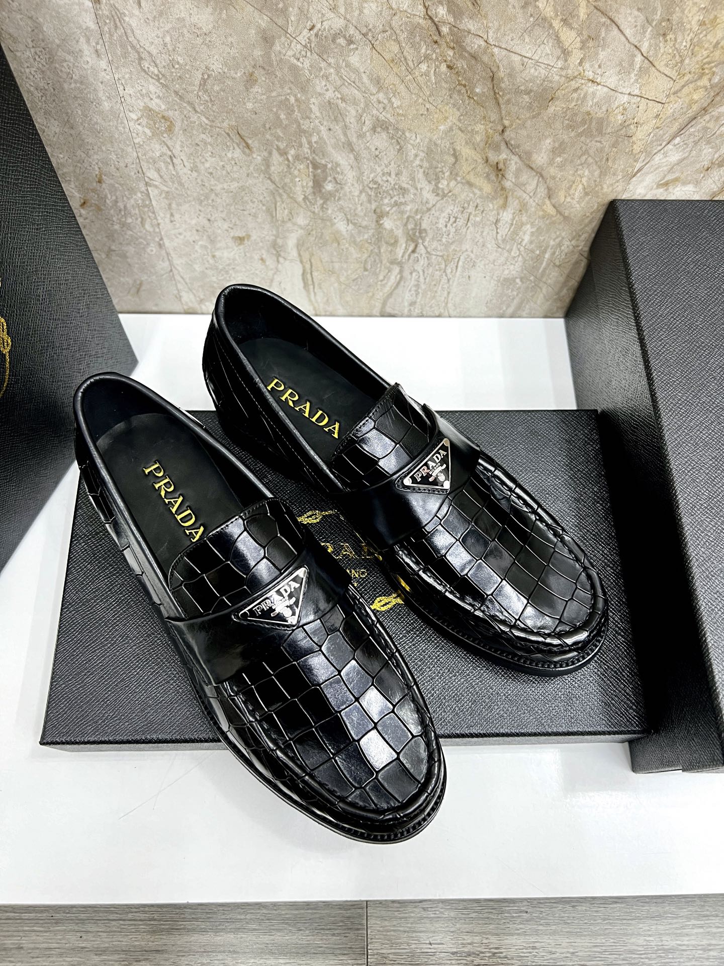 Prada Men's Black Leather Loafers Crocodile Embossed Size 38-44 4 i1745038274328 9861 0 2
