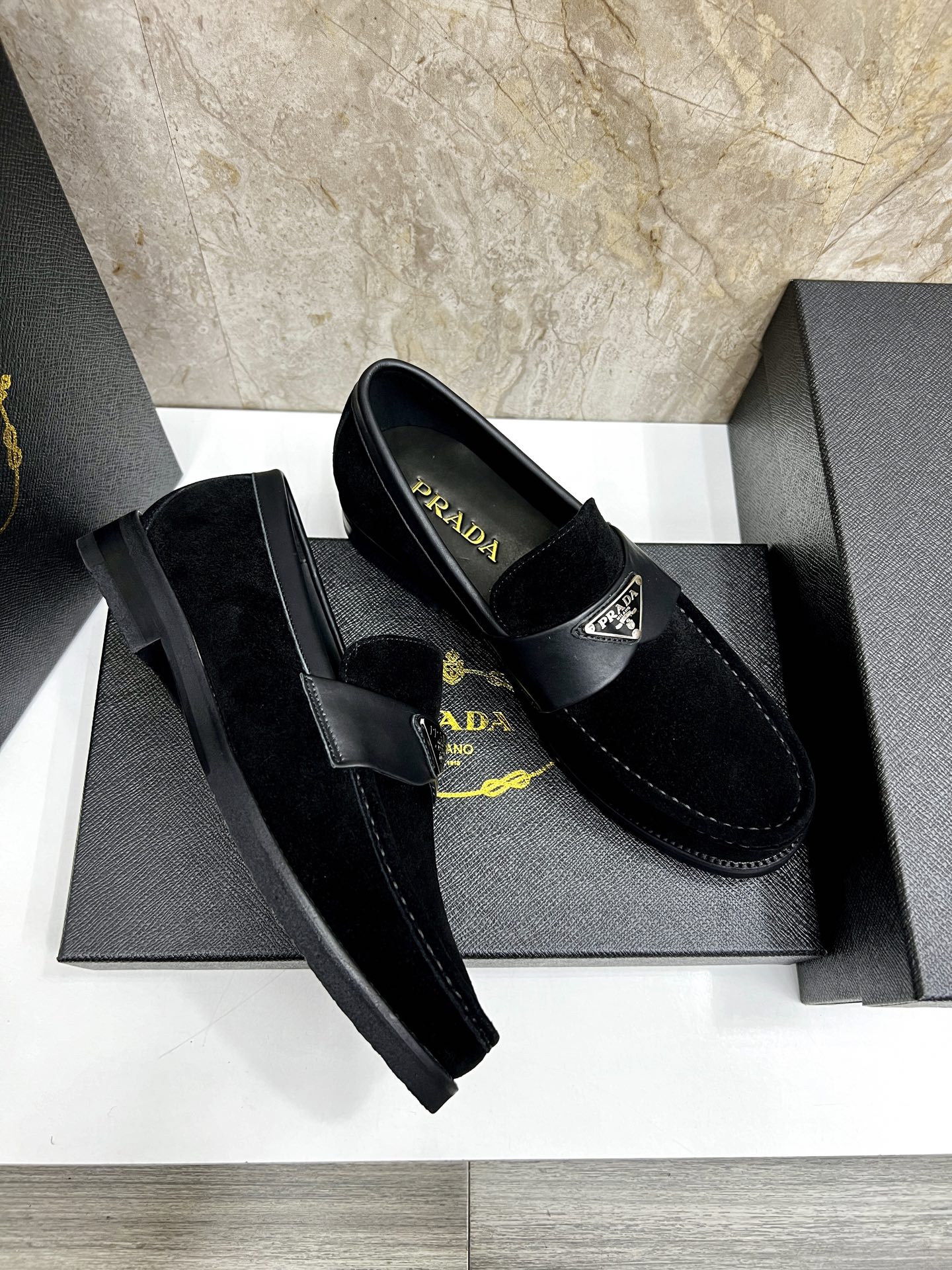 Prada Men's Leather Loafers - Premium Quality, Comfortable Fit 5 i1745038461405 905 0 3