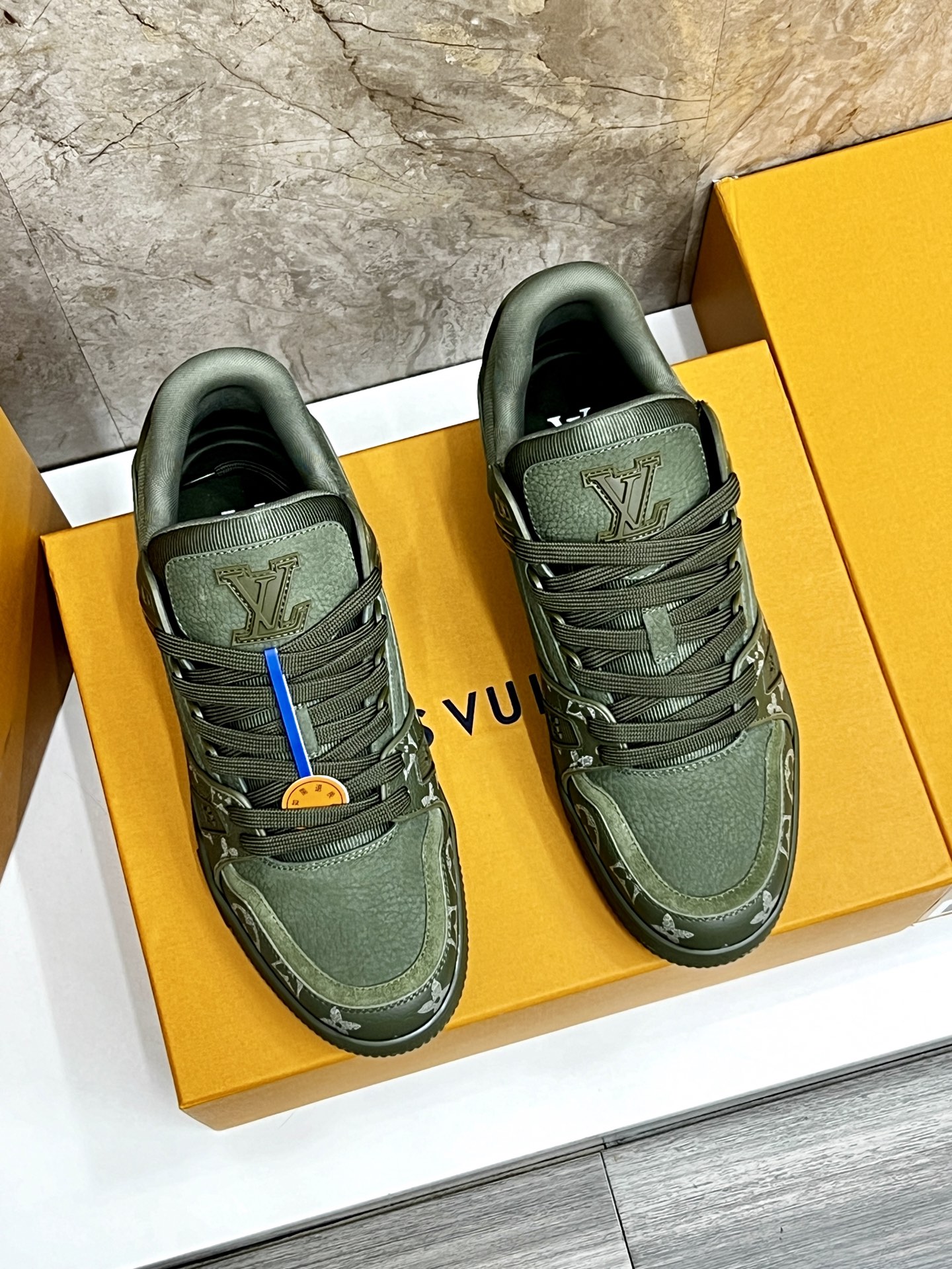 Louis Vuitton Trainer Sneakers - Stylish & Comfortable Men's Footwear 3 i1745214870794 6615 0 1