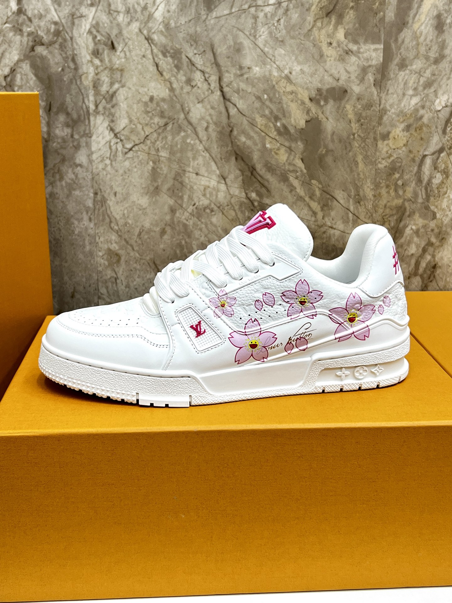 Louis Vuitton Trainer Sneaker White Leather with Pink Cherry Blossom 6 i1745215006032 1532 0 4