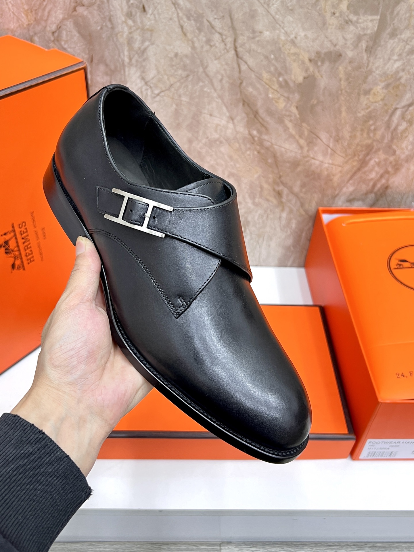 Hermes Giovanni Leather Loafers with Palladium Buckle - Classic Elegance 8 i1745734195366 9782 0 6