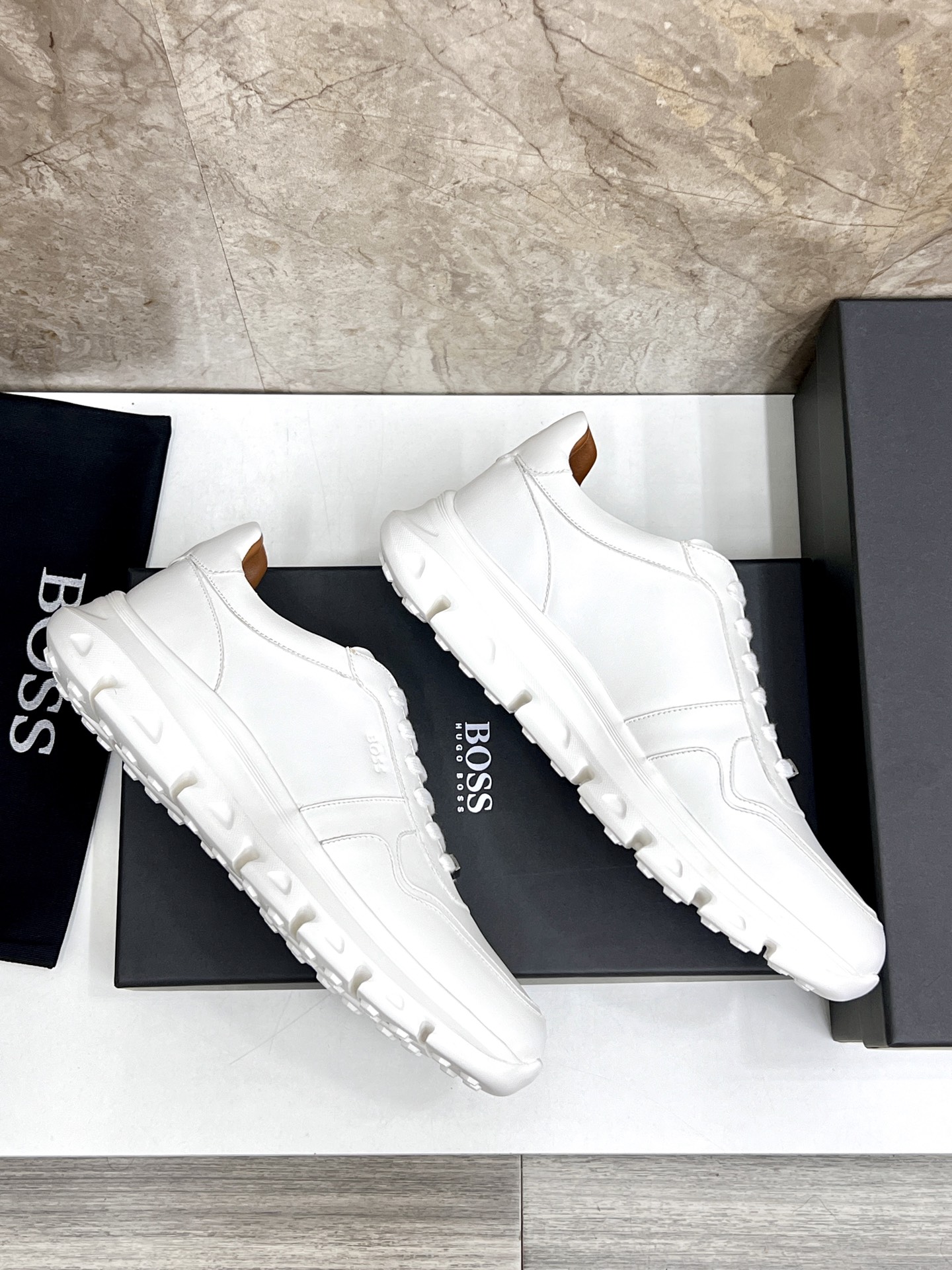 Hugo Boss Leather Sneakers for Men,Comfortable and Stylish, Sizes 39-44 5 i1746852593282 4466 0 3