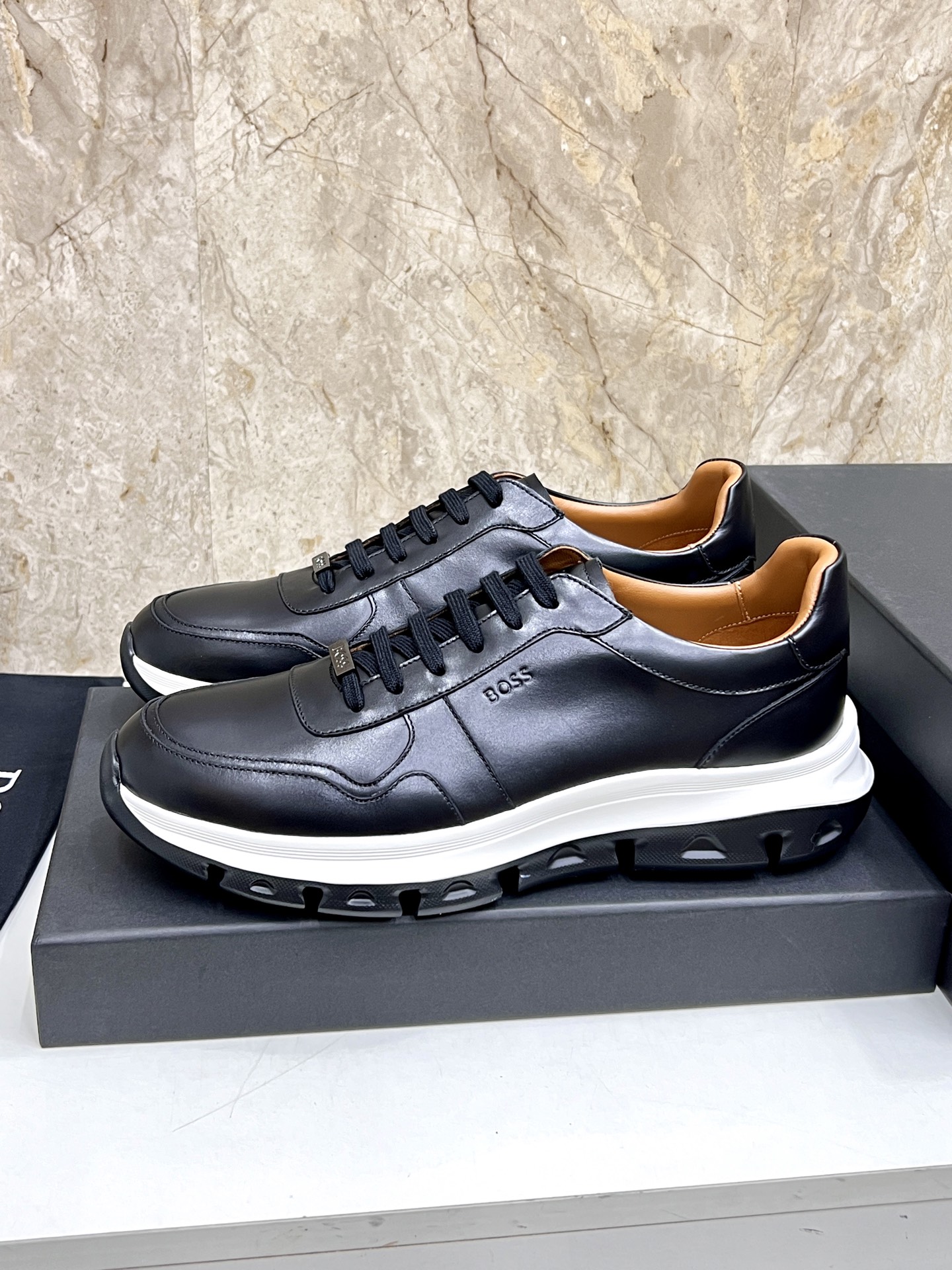 BOSS Men's Leather Casual Sneakers - Elegant and Comfortable Style 3 i1746852609312 7711 0 1