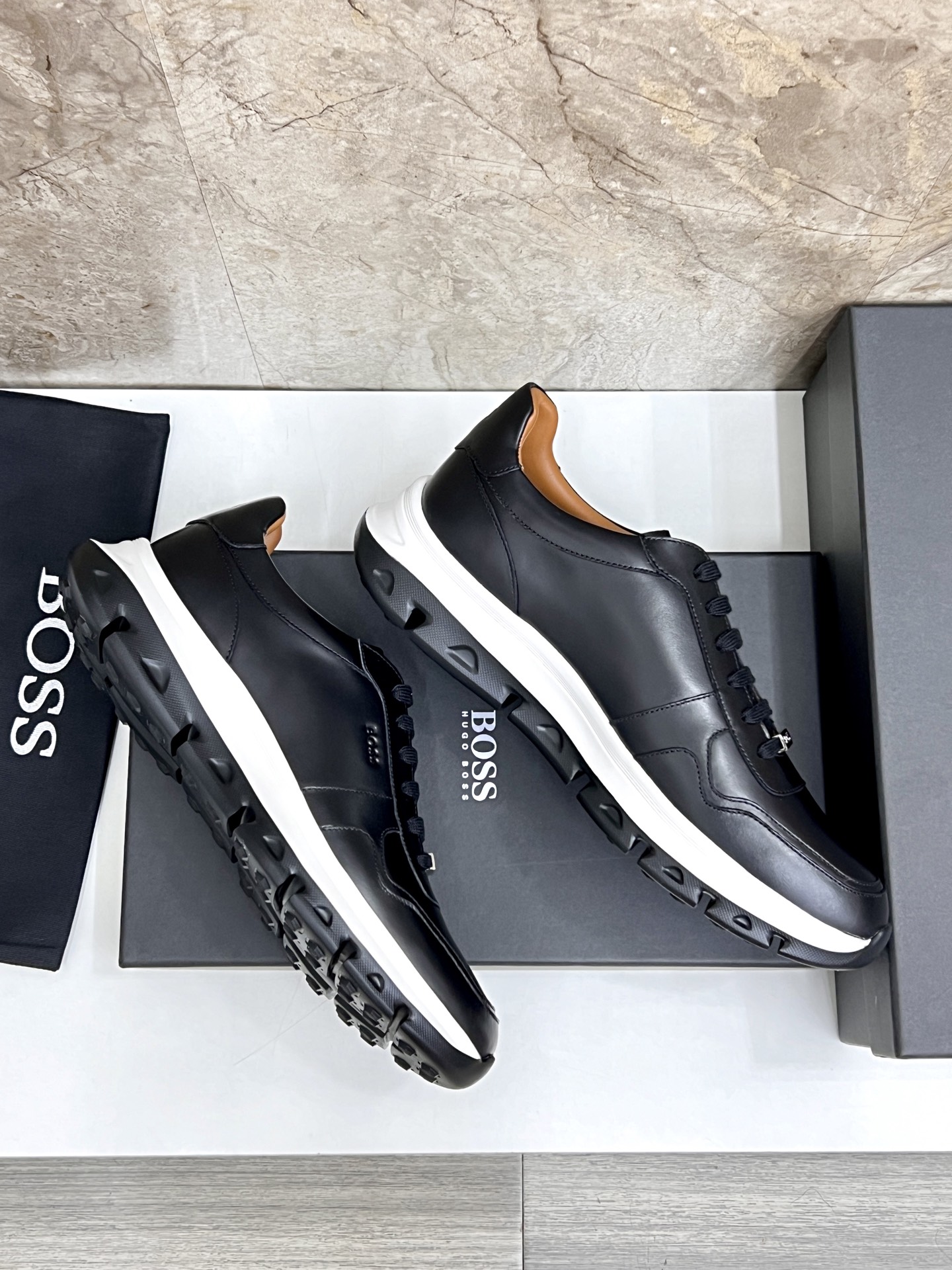 BOSS Men's Leather Casual Sneakers - Elegant and Comfortable Style 5 i1746852609345 8688 0 3