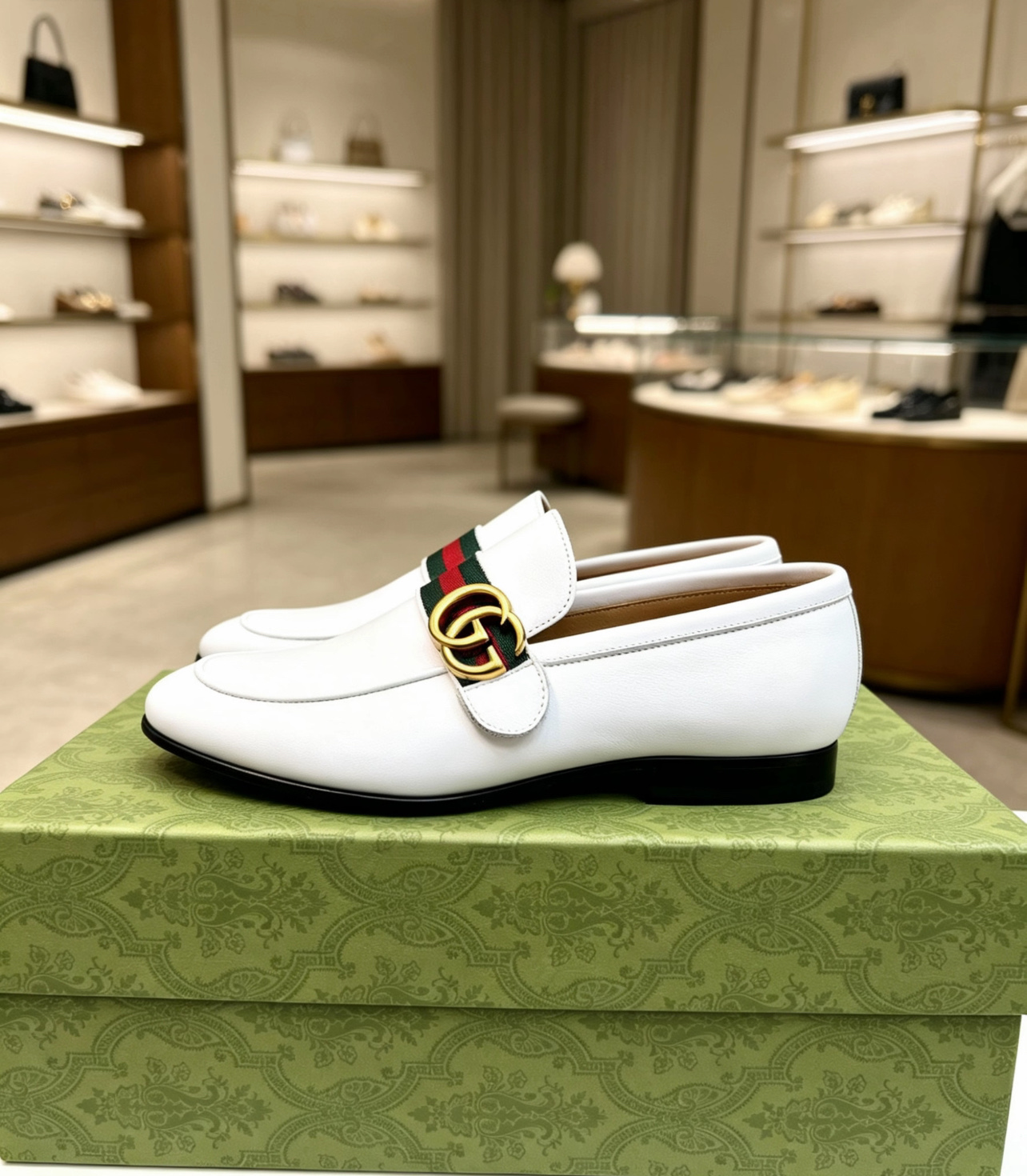 NO:850449,Original genuine leather outsole Brand GUCCI (Gucci) Standard men's size 38-44 (45/46 can be customized) Same grade as the official website Original single quality Material Original cowhide water-dyed cowhide lining Original genuine leather outsole Style category Men's fashionable casual leather shoes Distinguished big-name luxury elements top luxury Color actual picture, gucci, cowhide, Leather soles19860909原版真皮大底 品牌GUCCI（古奇） 标准码男码38—44（45/46可以定做） 等级官网同款 原单品质 材料原版牛皮水染牛皮内里 原版真皮大底 款式类别男士时尚休闲皮鞋 尊贵的大牌奢侈品元素顶级奢华 颜色实物图,,gucci,cowhide,Leather soles,Men's shoes