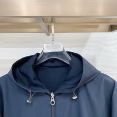 秋冬新款Loro Piana诺 u翩雅 老钱推荐 商务通勤 一衣两穿Bomber Windmate双面穿莲帽夹克外套 经 秋冬新款Loro Piana诺 u翩雅 老钱推荐 商务通勤 一衣两穿Bomber Windmate双面穿莲帽夹克外套 经