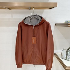 秋冬新款Loro Piana诺 u翩雅 老钱推荐 商务通勤 一衣两穿Bomber Windmate双面穿莲帽夹克外套 经 秋冬新款Loro Piana诺 u翩雅 老钱推荐 商务通勤 一衣两穿Bomber Windmate双面穿莲帽夹克外套 经