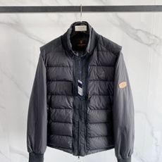 Louis Vuitton 路易威登 2026FW秋冬新款可脱卸两穿羽绒服外套✨ 原版定制五金拉链,高品质防风羽绒面料, Louis Vuitton 路易威登 2026FW秋冬新款可脱卸两穿羽绒服外套✨ 原版定制五金拉链,高品质防风羽绒面料,
