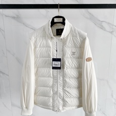 Louis Vuitton 路易威登 2026FW秋冬新款可脱卸两穿羽绒服外套✨ 原版定制五金拉链,高品质防风羽绒面料, Louis Vuitton 路易威登 2026FW秋冬新款可脱卸两穿羽绒服外套✨ 原版定制五金拉链,高品质防风羽绒面料,