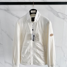 Louis Vuitton 路易威登 2026FW秋冬新款可脱卸两穿羽绒服外套✨ 原版定制五金拉链,高品质防风羽绒面料, Louis Vuitton 路易威登 2026FW秋冬新款可脱卸两穿羽绒服外套✨ 原版定制五金拉链,高品质防风羽绒面料,