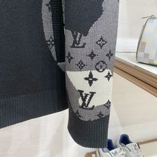 新品 🌟44 Lv 针织外套 最新设计款 2026ss 家新款夹克外套,秀场新品‼品相非常完美,舒适保暖,三标齐全色泽 新品 🌟44 Lv 针织外套 最新设计款 2026ss 家新款夹克外套,秀场新品‼品相非常完美,舒适保暖,三标齐全色泽