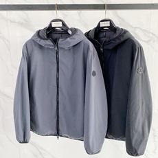 Moncler盟可睐 2026秋冬新款连帽轻薄羽绒服 原版定制拉链五金,袖臂低调暗纹徽章标,简约高级感 防风耐磨面料,9 Moncler盟可睐 2026秋冬新款连帽轻薄羽绒服 原版定制拉链五金,袖臂低调暗纹徽章标,简约高级感 防风耐磨面料,9