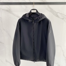 Moncler盟可睐 2026秋冬新款连帽轻薄羽绒服 原版定制拉链五金,袖臂低调暗纹徽章标,简约高级感 防风耐磨面料,9 Moncler盟可睐 2026秋冬新款连帽轻薄羽绒服 原版定制拉链五金,袖臂低调暗纹徽章标,简约高级感 防风耐磨面料,9
