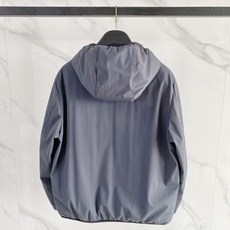 Moncler盟可睐 2026秋冬新款连帽轻薄羽绒服 原版定制拉链五金,袖臂低调暗纹徽章标,简约高级感 防风耐磨面料,9 Moncler盟可睐 2026秋冬新款连帽轻薄羽绒服 原版定制拉链五金,袖臂低调暗纹徽章标,简约高级感 防风耐磨面料,9