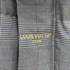 Louis Vuitton 路易威登 LV2026FW秋冬专柜最新款格纹连帽羽绒服 全套原版五金辅料,复古金色金属按扣、 Louis Vuitton 路易威登 LV2026FW秋冬专柜最新款格纹连帽羽绒服 全套原版五金辅料,复古金色金属按扣、
